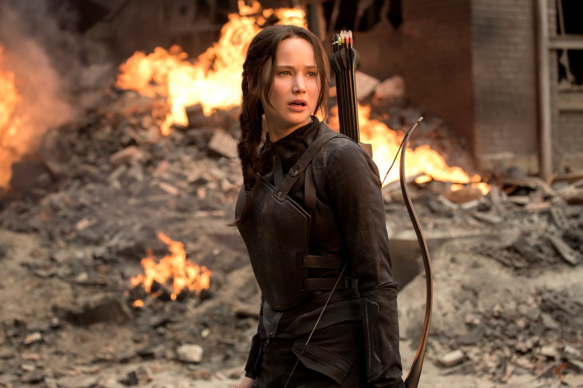 The Hunger Games: Mockingjay - Part 1 Movie Review - 2014 Francis Lawrence Film