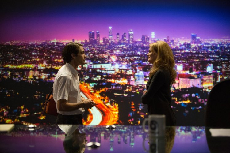 jake-gyllenhaal-rene-russo-nightcrawler