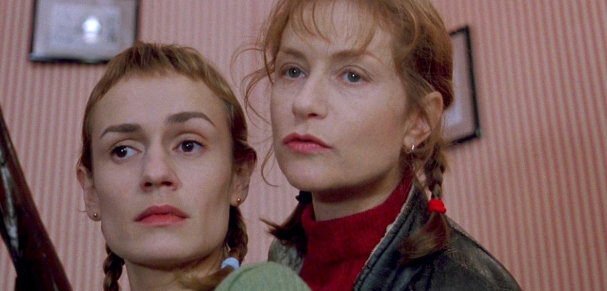 La cérémonie Movie Essay - 1995 Claude Chabrol Film