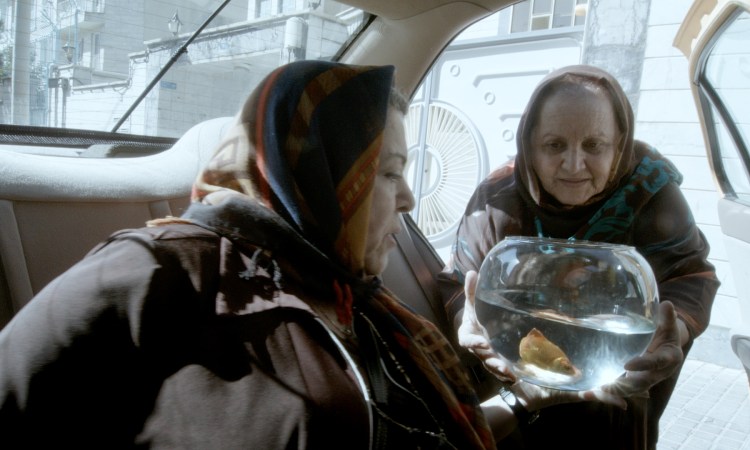 jafar-panahi-taxi-one