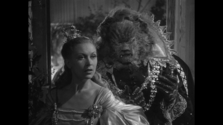 jean-cocteau-beauty-and-the-beast-six