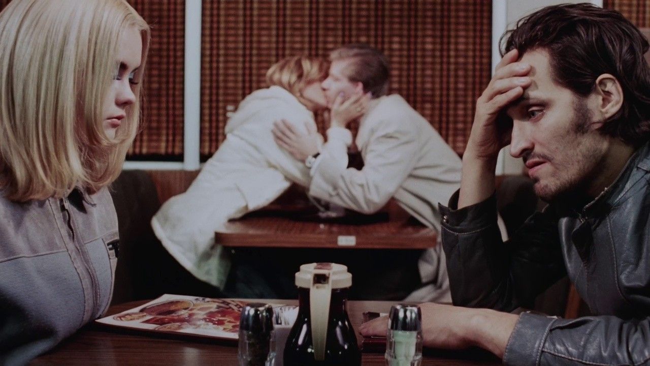 Buffalo '66 Movie Essay - 1998 Vincent Gallo Film