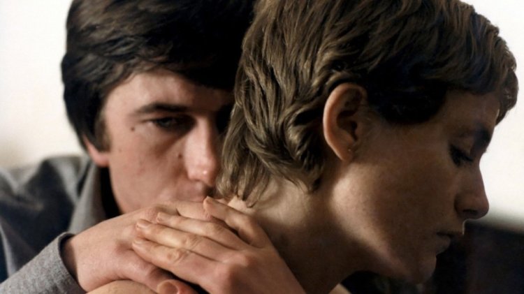 passion-movie-godard-two