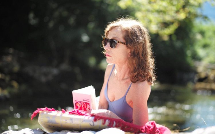 things-to-come-mia-hansen-love-four