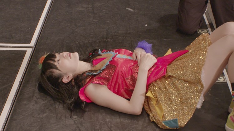 raise-your-arms-and-twist-one