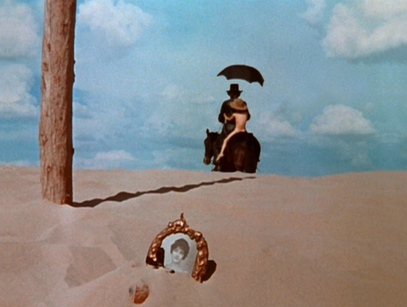 El Topo Movie Essay - 1970 Alejandro Jodorowsky Film