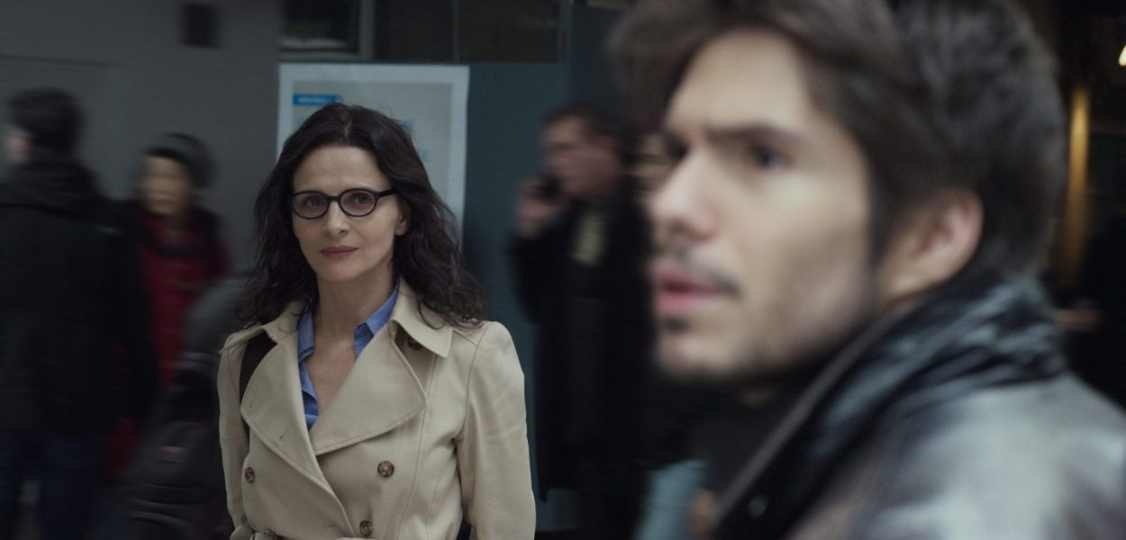 Who You Think I Am Movie Review - 2019 Safy Nebbou Film