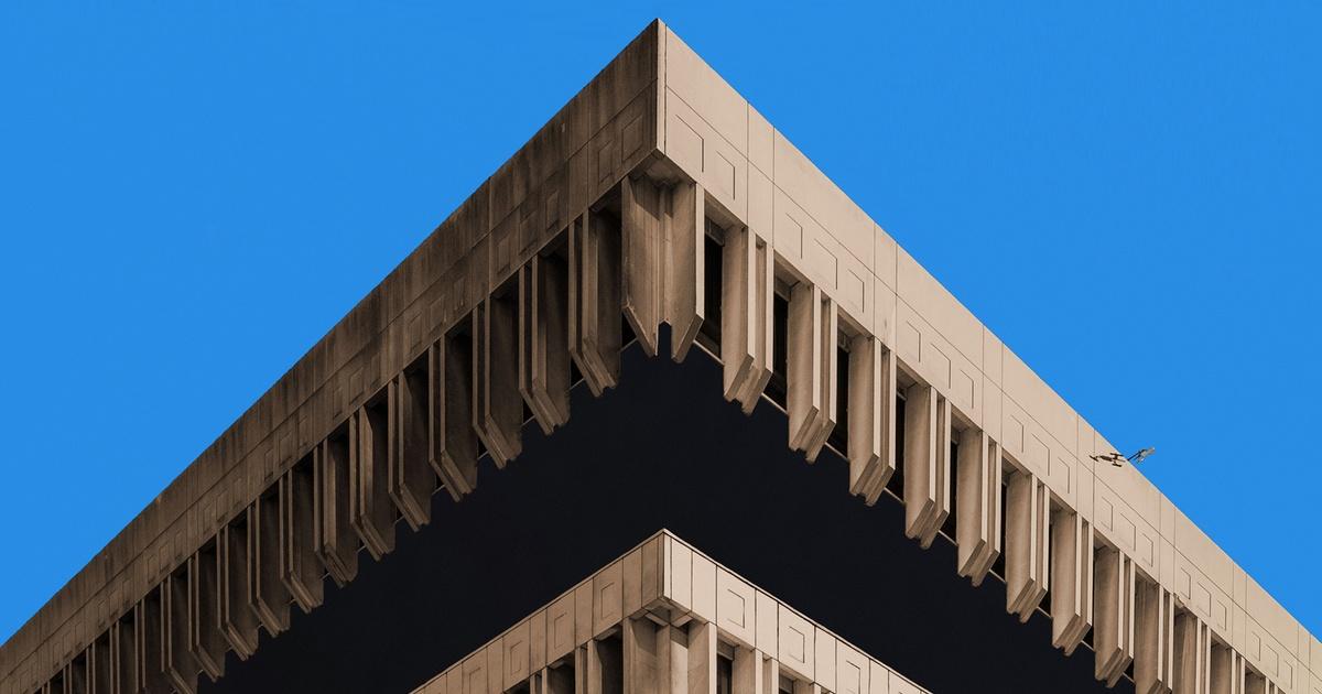 City Hall Movie Review - 2020 Frederick Wiseman Documentary Film