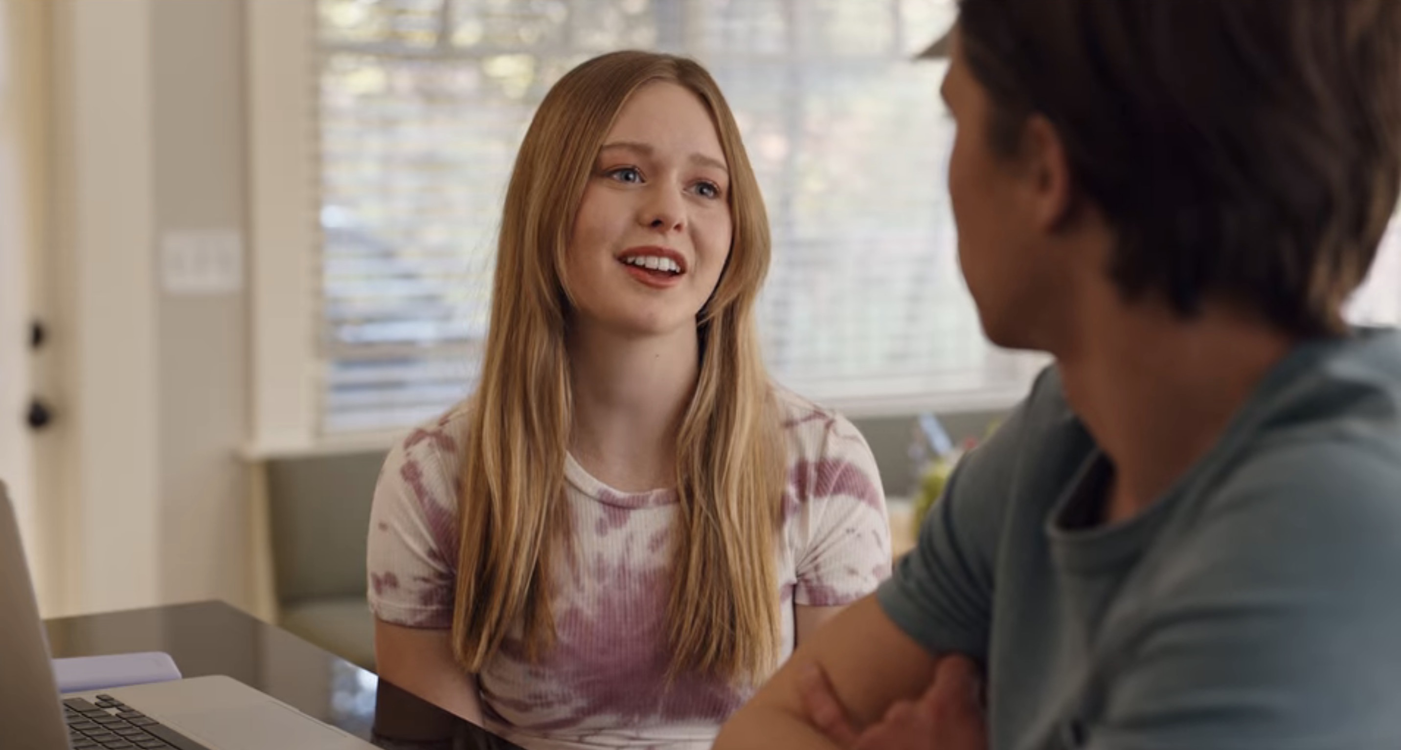 He's All That Cast on Netflix - Isabella Crovetti as Brin Kweller