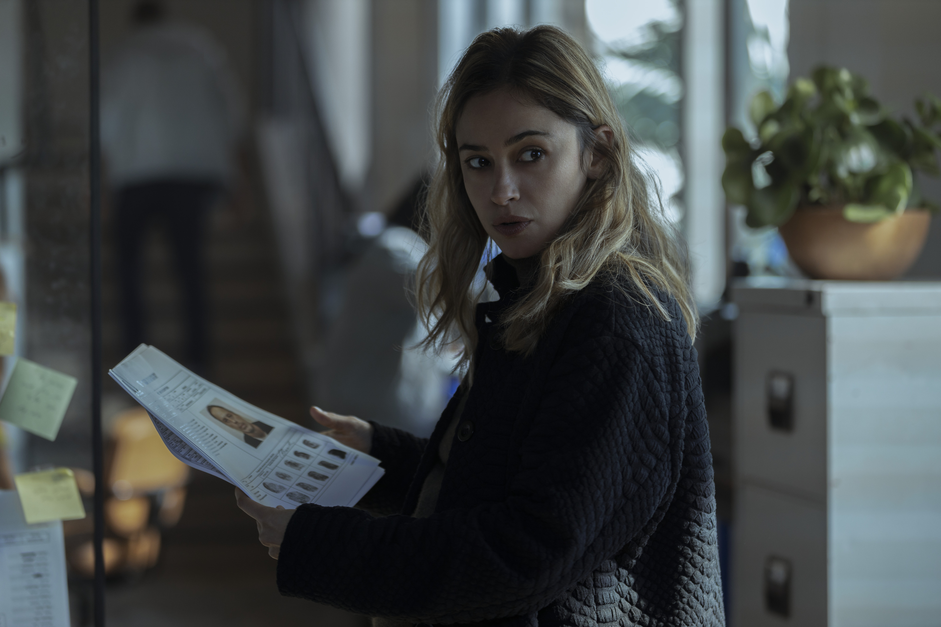 Hit and Run Cast Guide - Netflix