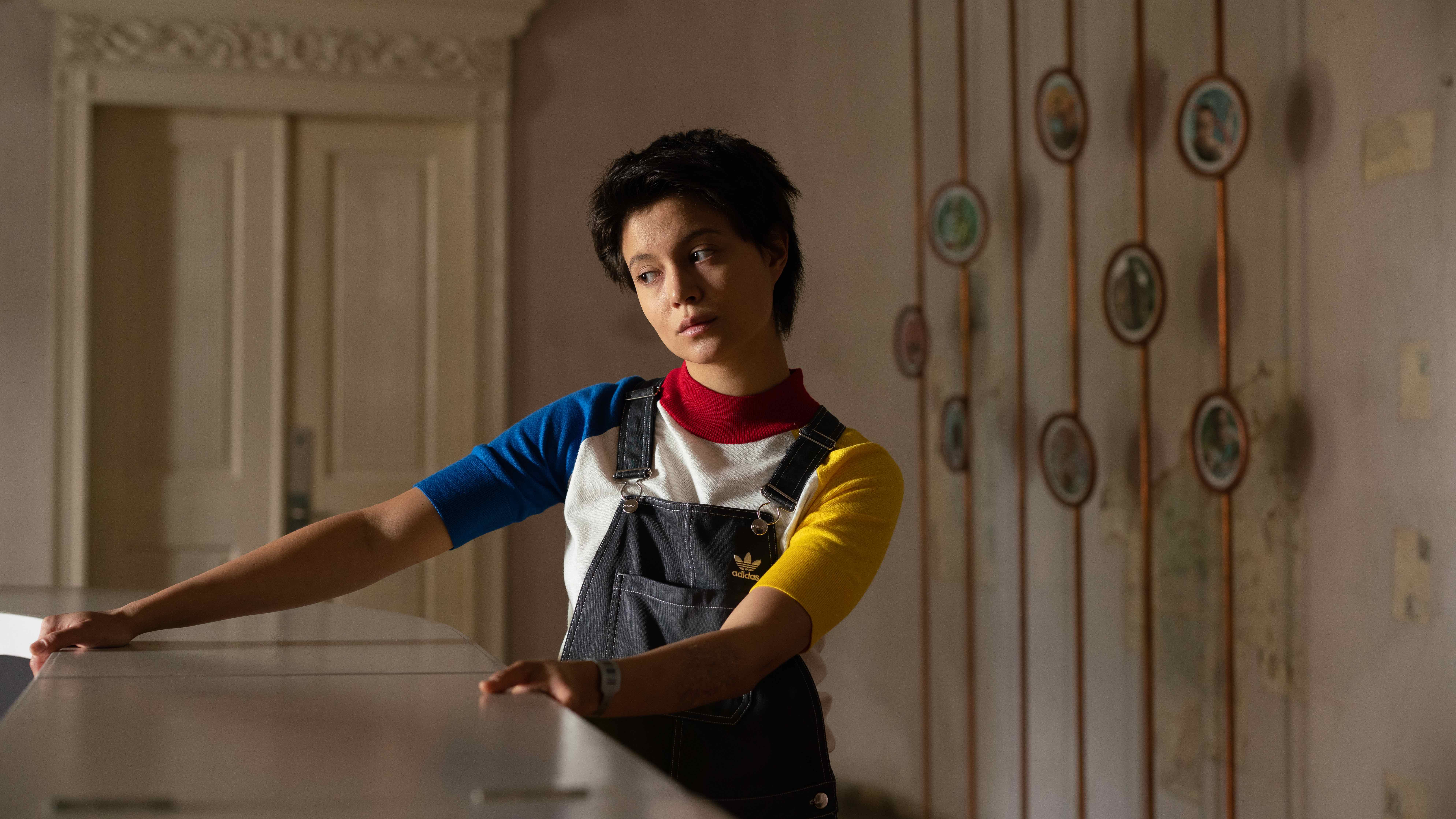 Open Your Eyes Cast - Maria Wawreniuk as Julia