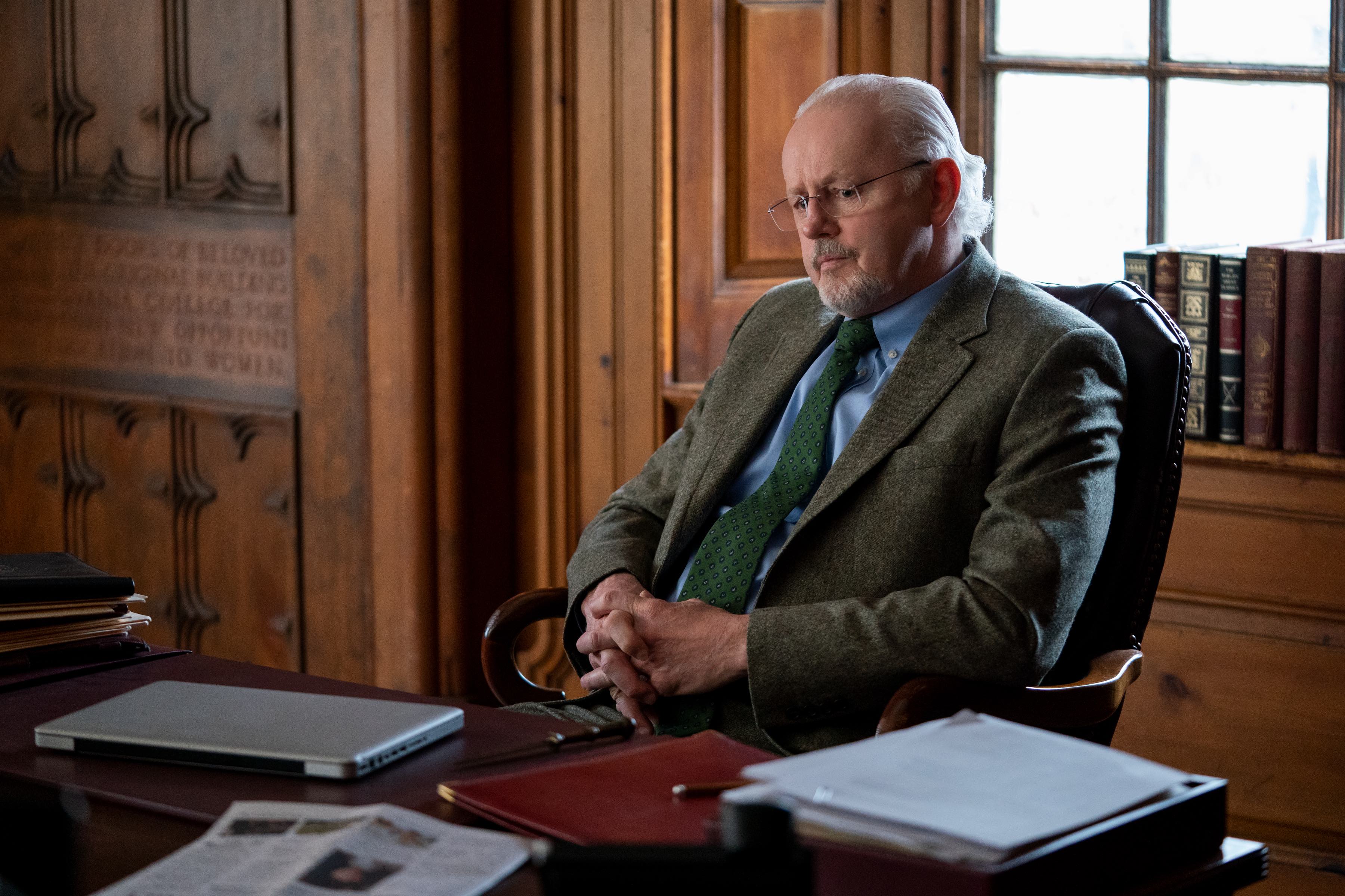 The Chair Cast - David Morse as Paul Larson