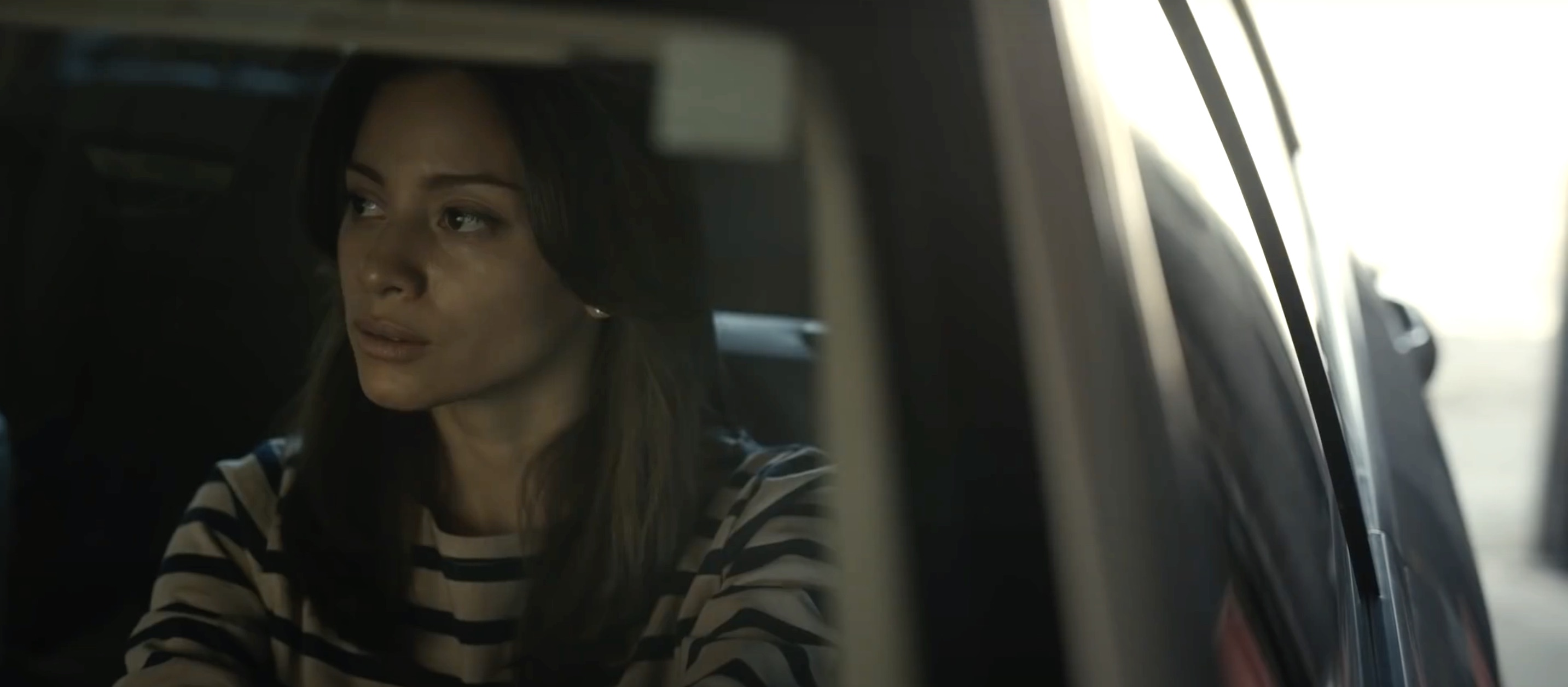 American Rust Cast - Julia Mayorga as Lee English