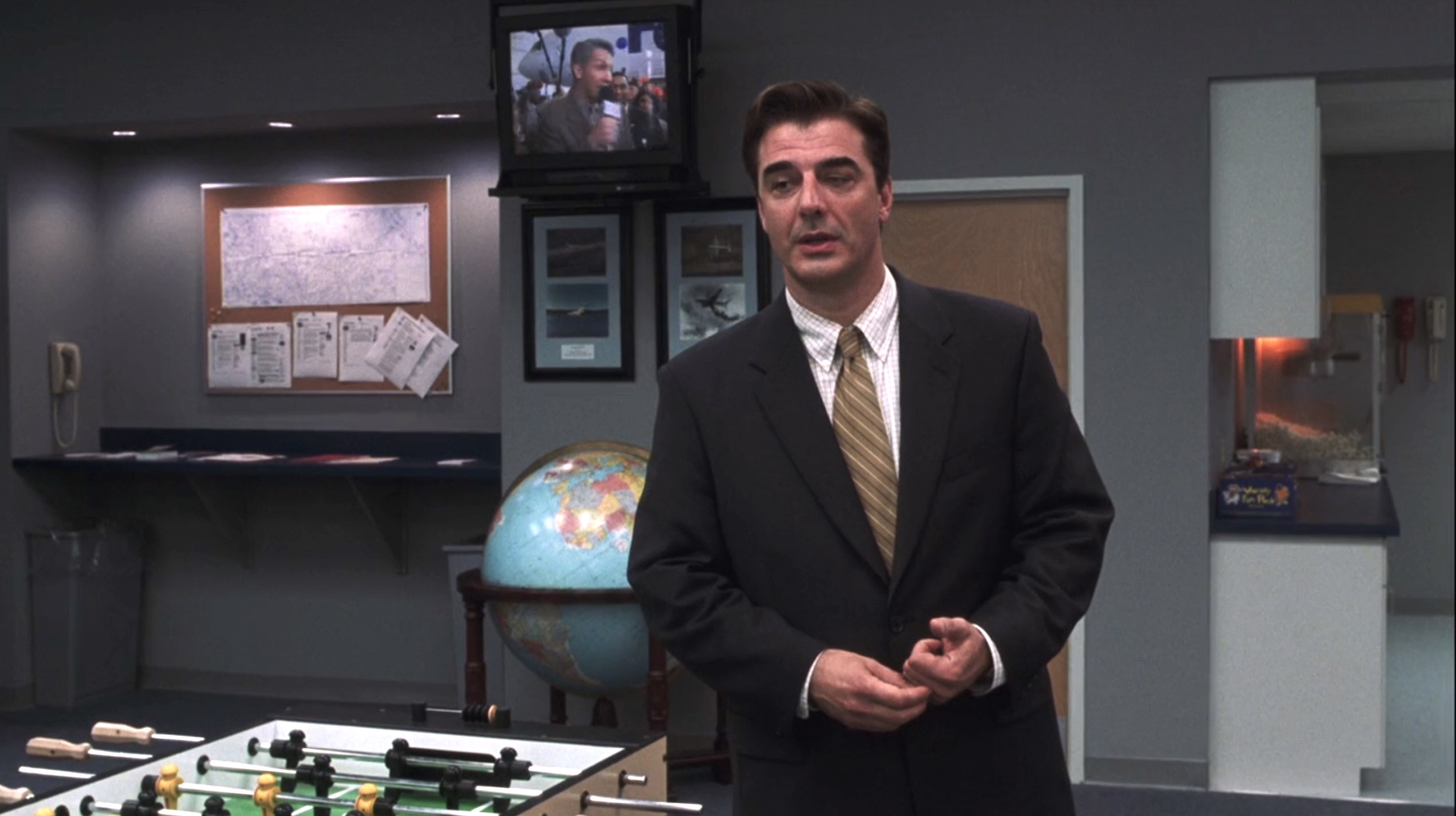 Cast Away Cast - Chris Noth as Jerry Lovett