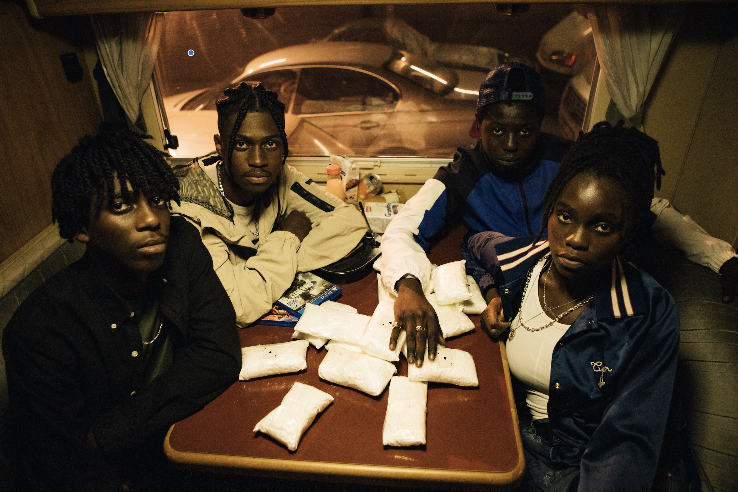 Ganglands Soundtrack on Netflix (Braqueurs) - Season 1, Episode 1