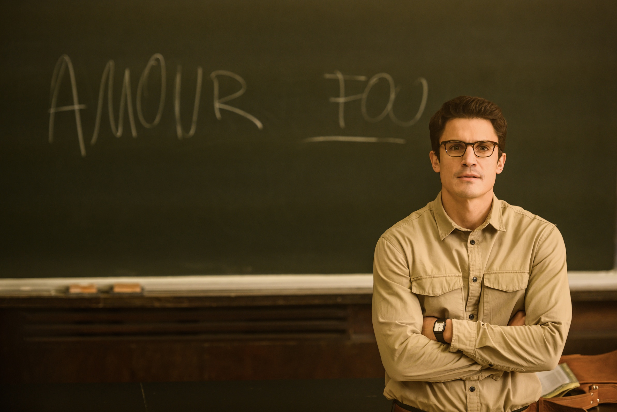 Sounds Like Love Cast - Álex González as Leo