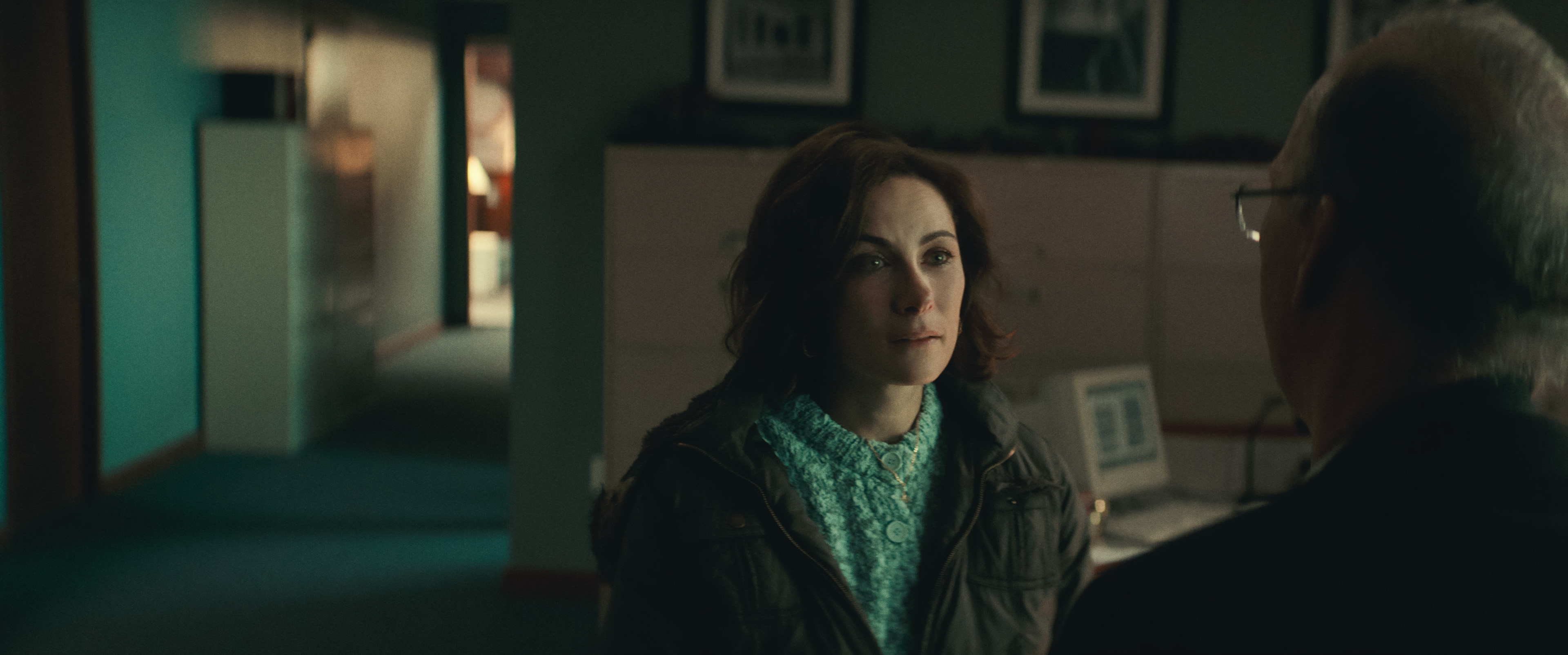 Worth Cast on Netflix - Laura Benanti as Karen Abate