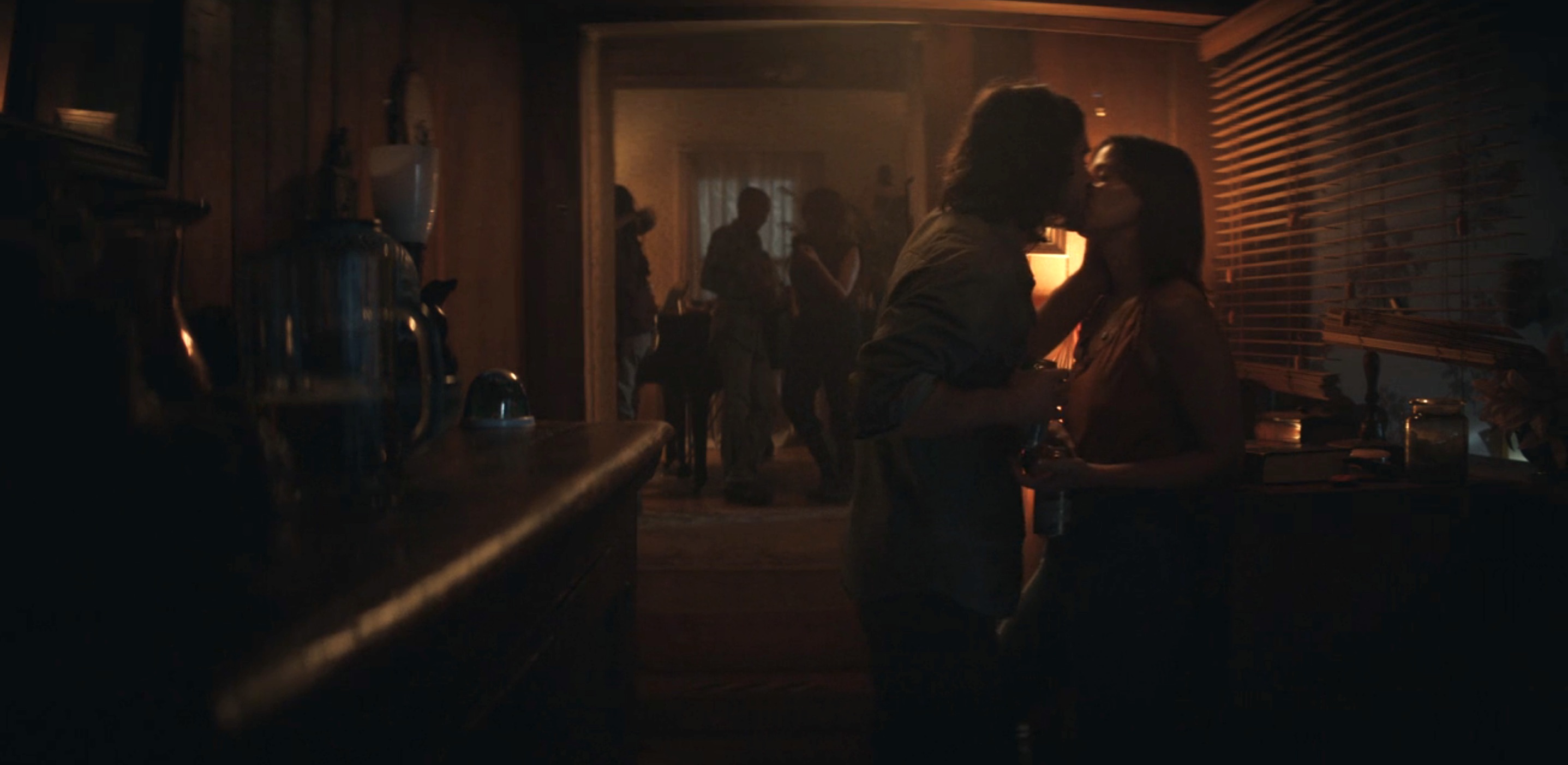 Y: The Last Man Soundtrack - Episode 10