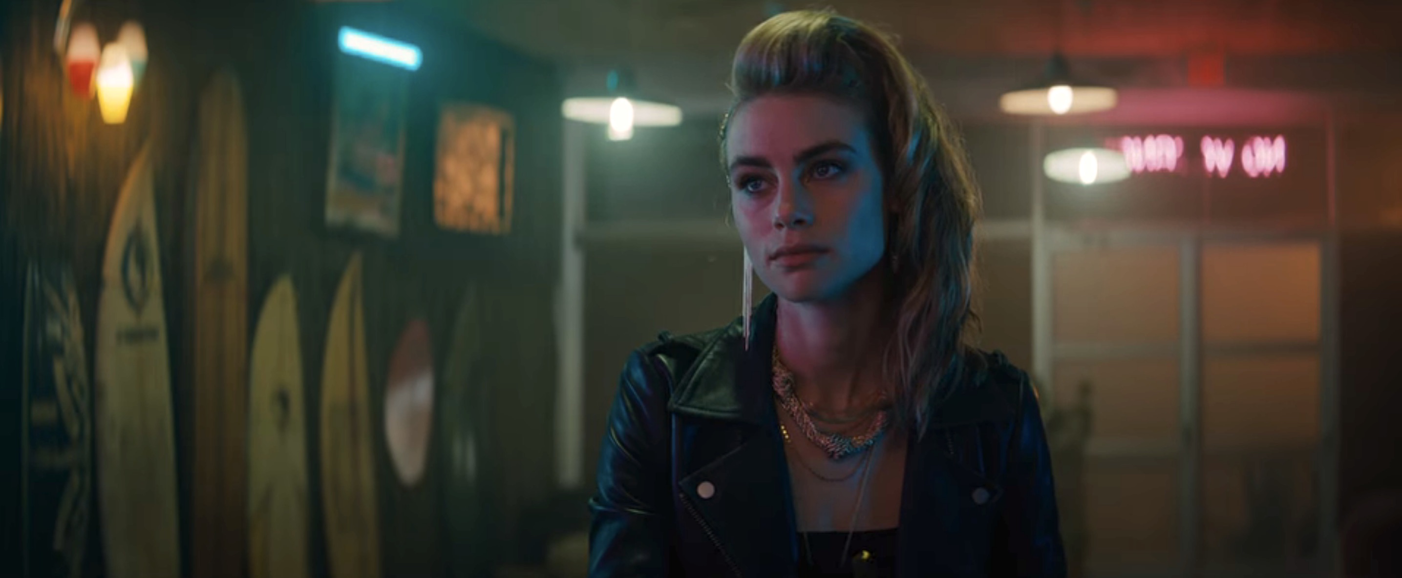 Night Teeth Cast - Lucy Fry as Zoë