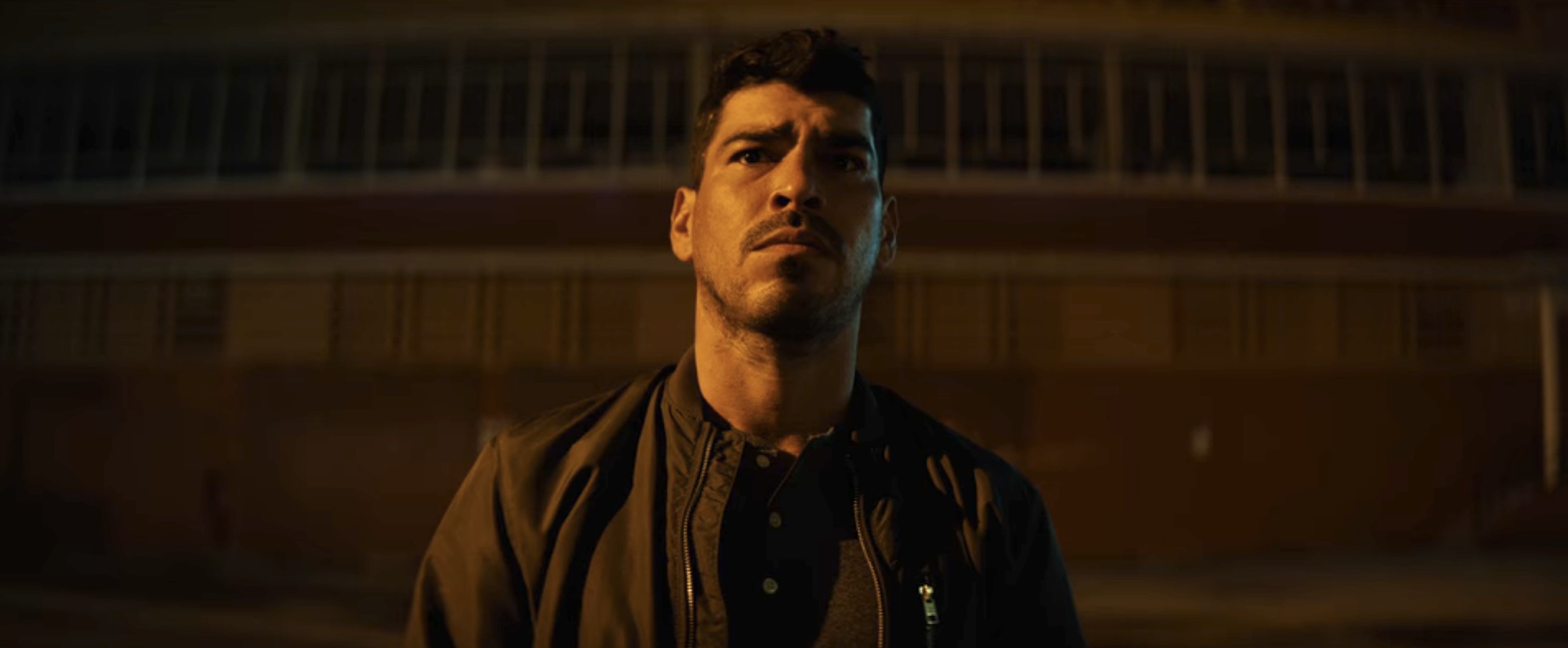 Night Teeth Cast - Raúl Castillo as Jay Perez