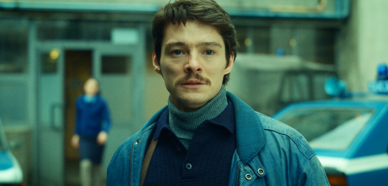 Operation Hyacinth Cast - Every Performer and Character in the Netflix Movie