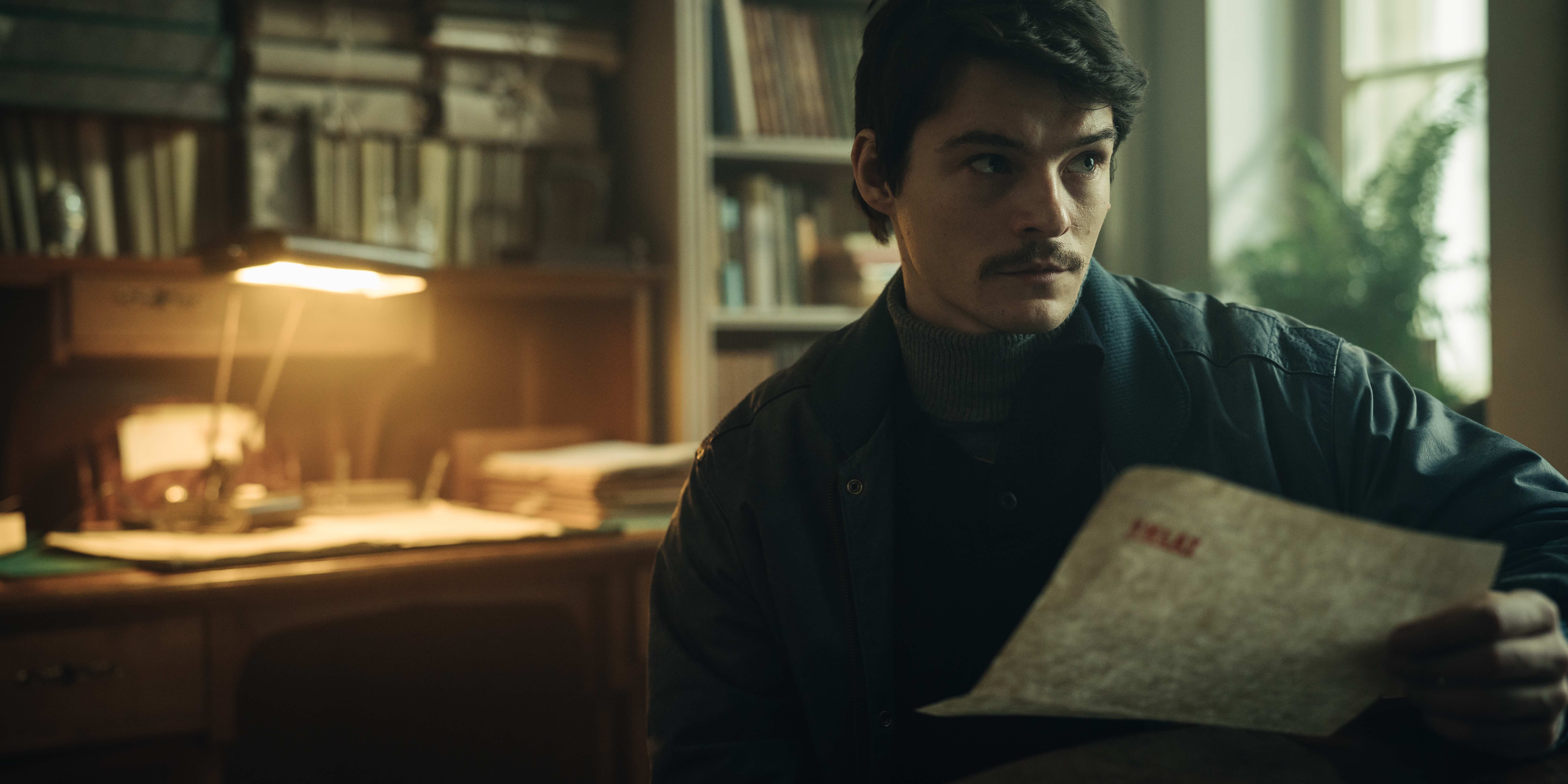 Operation Hyacinth Cast (Hiacynt) - Tomasz Ziętek as Robert