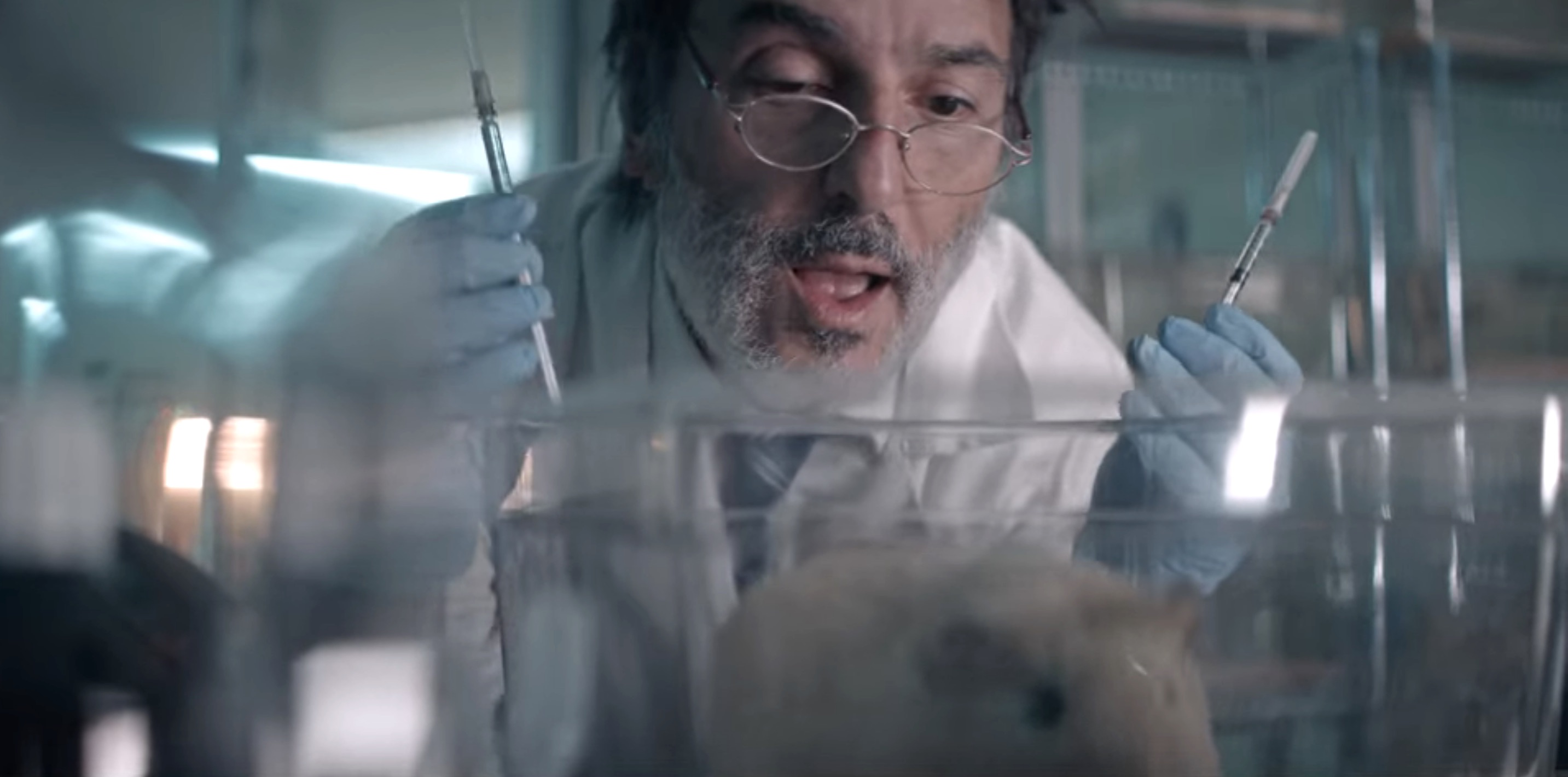 Stuck Together Cast - Yvan Attal as Gabriel