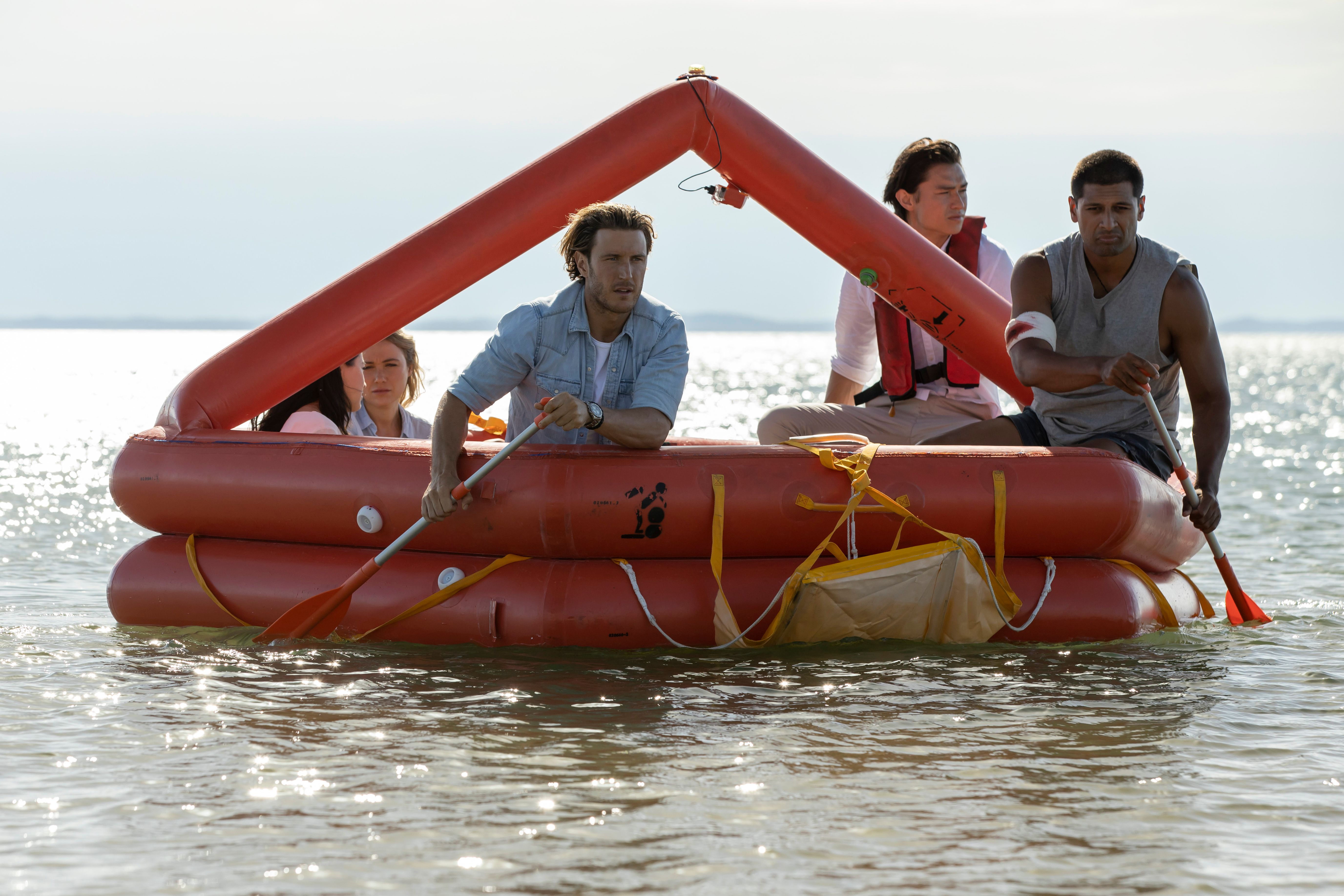 Great White Movie Review - 2021 Shudder Film