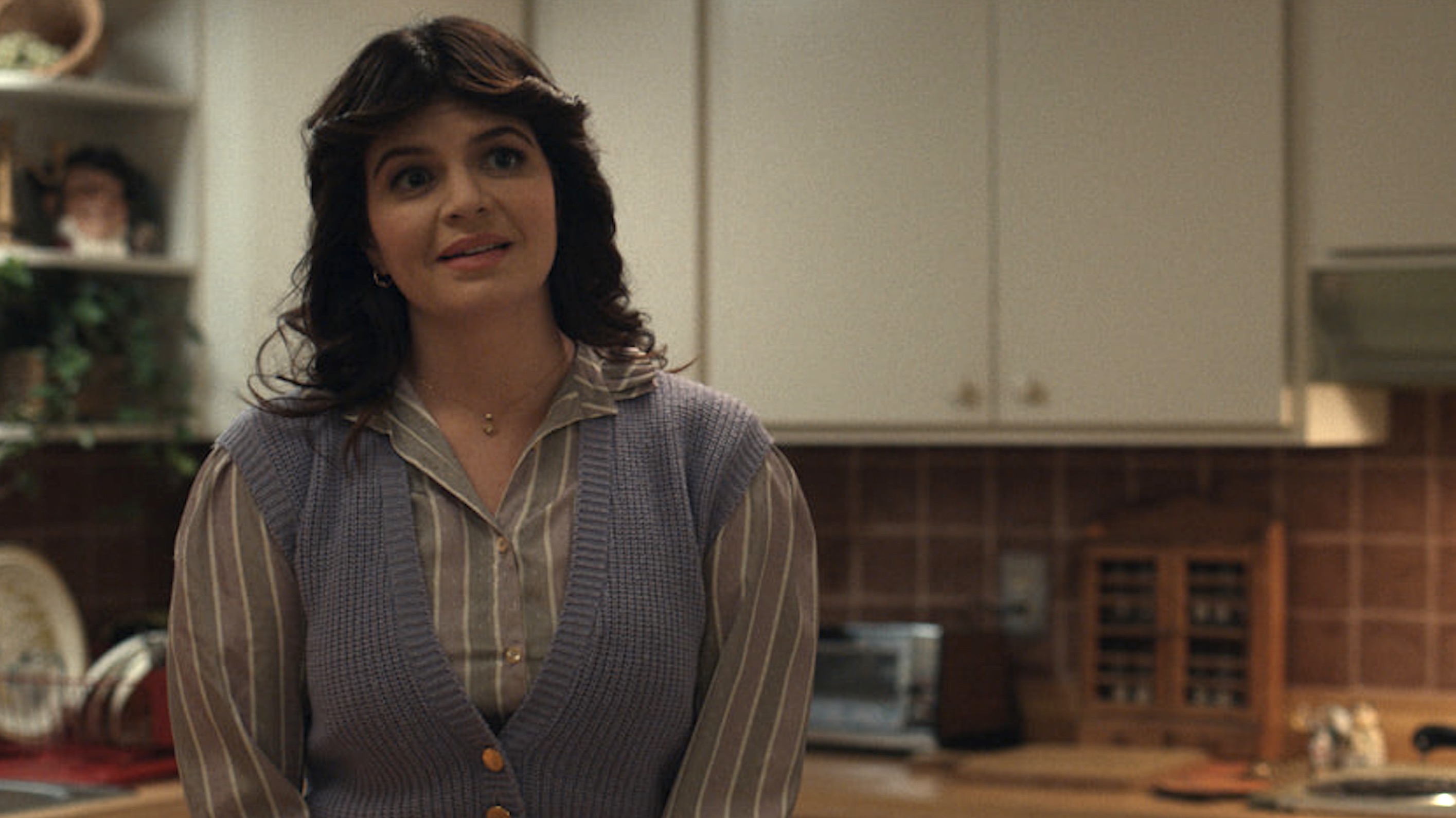 The Shrink Next Door Cast - Casey Wilson as Bonnie Herschkopf