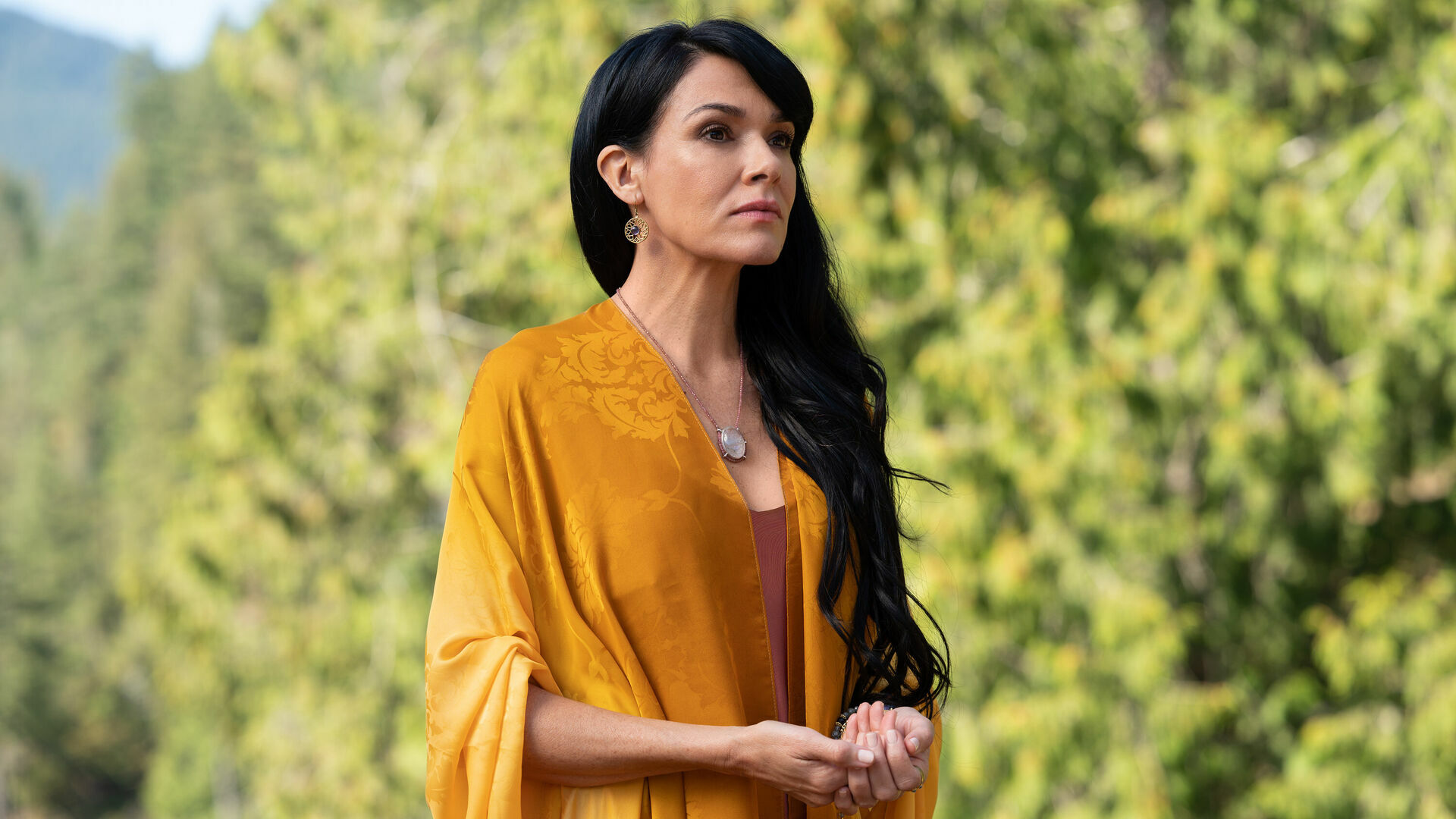 Yellowjackets Soundtrack - Every Song in Season 2, Episode 1