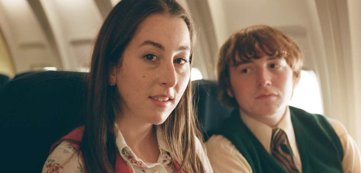 Licorice Pizza Movie Review - 2021 Paul Thomas Anderson Film