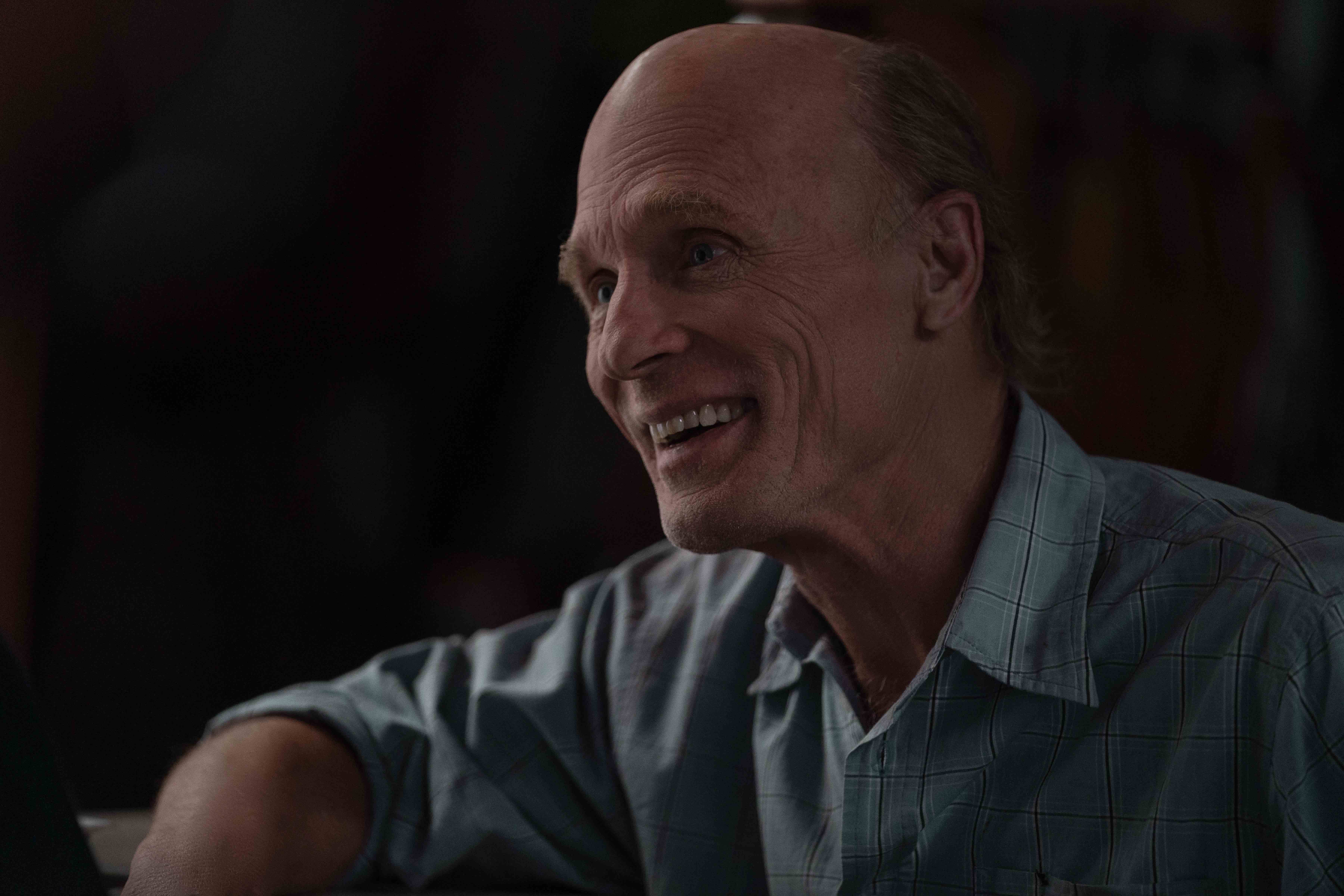 The Lost Daughter Cast - Ed Harris as Lyle