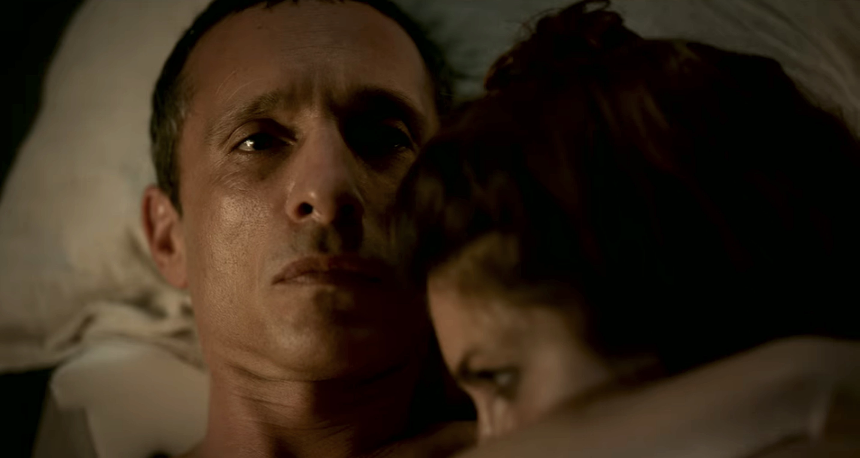 Two Cast - Pablo Derqui as David