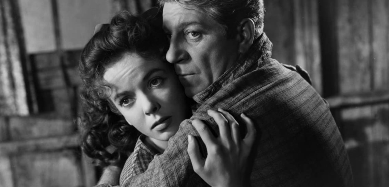 Moontide Movie Essay - Port of Shadows Comparison