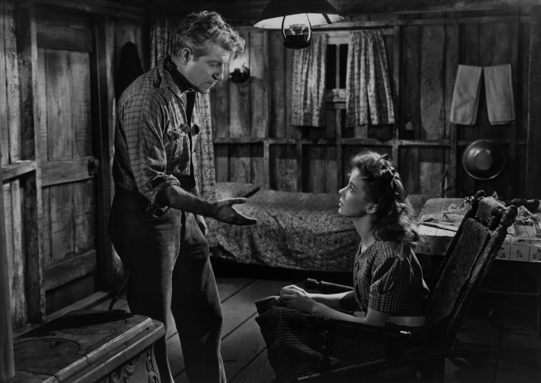 Moontide Movie Essay - Port of Shadows Comparison