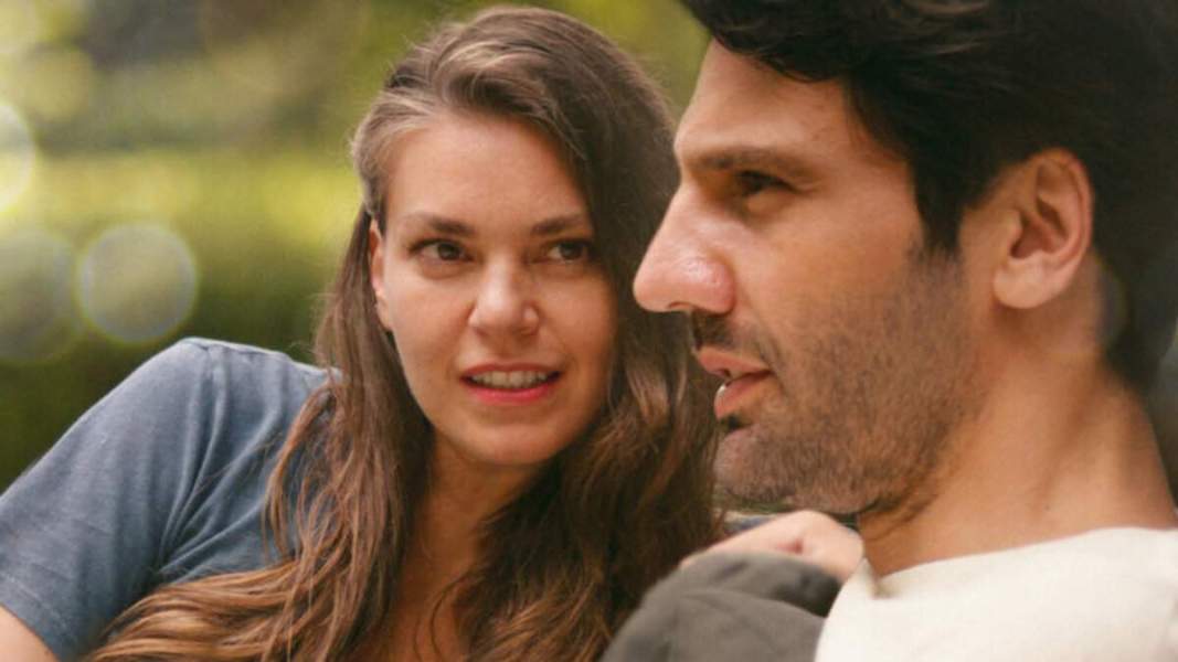 In Good Hands Soundtrack - Every Song in the Netflix Movie