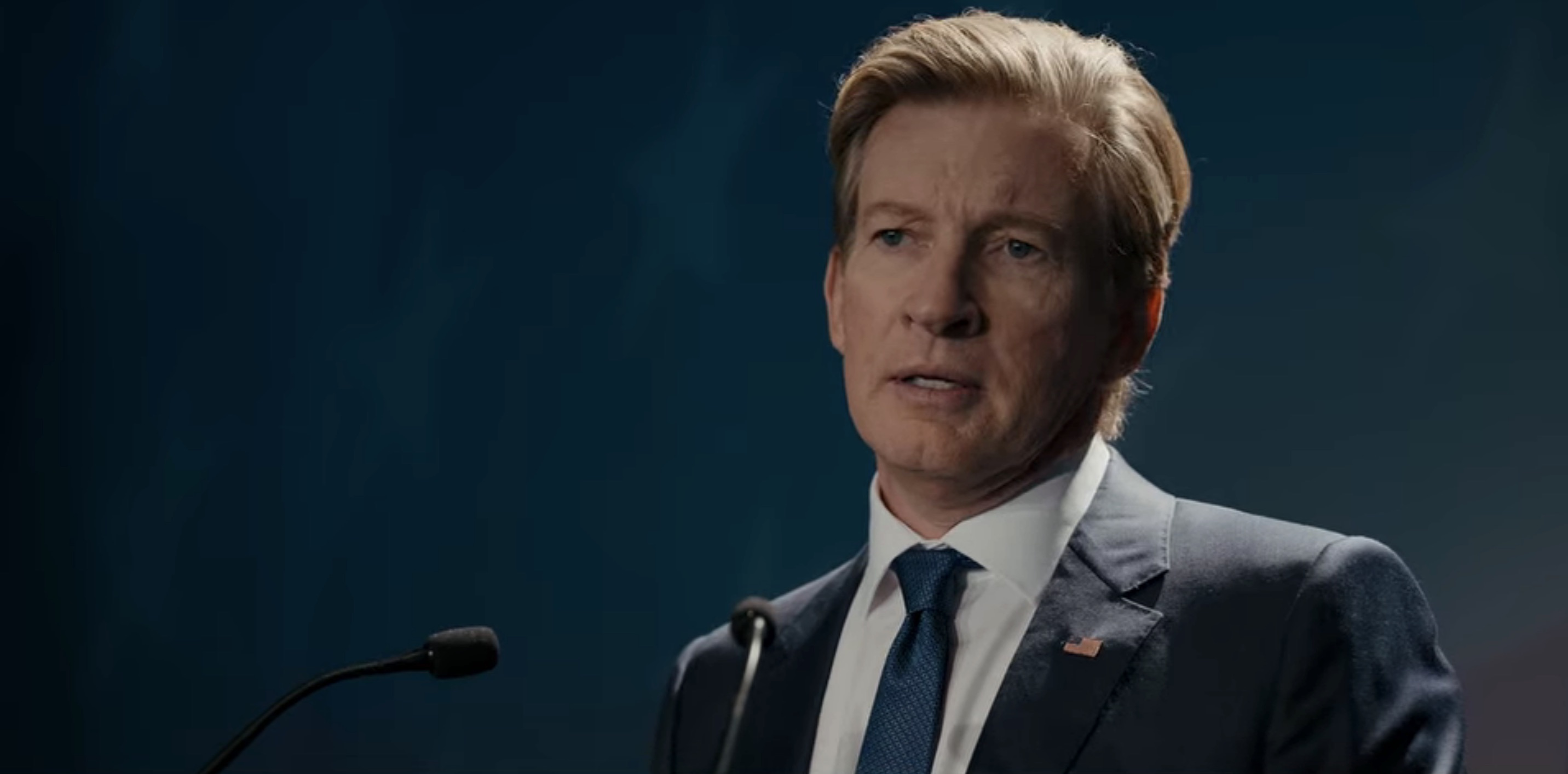 Pieces of Her Cast on Netflix - David Wenham as Jasper Queller