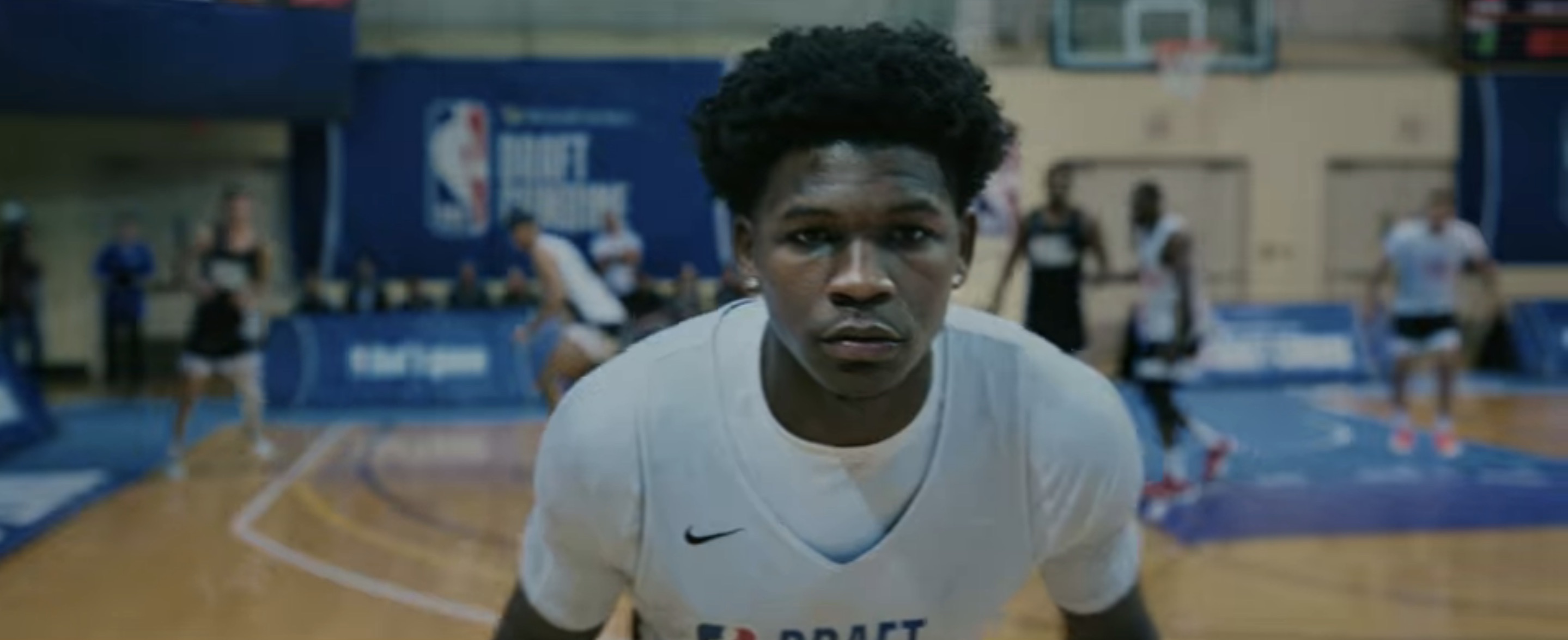 Hustle Cast on Netflix - Anthony Edwards as Kermit Wilts