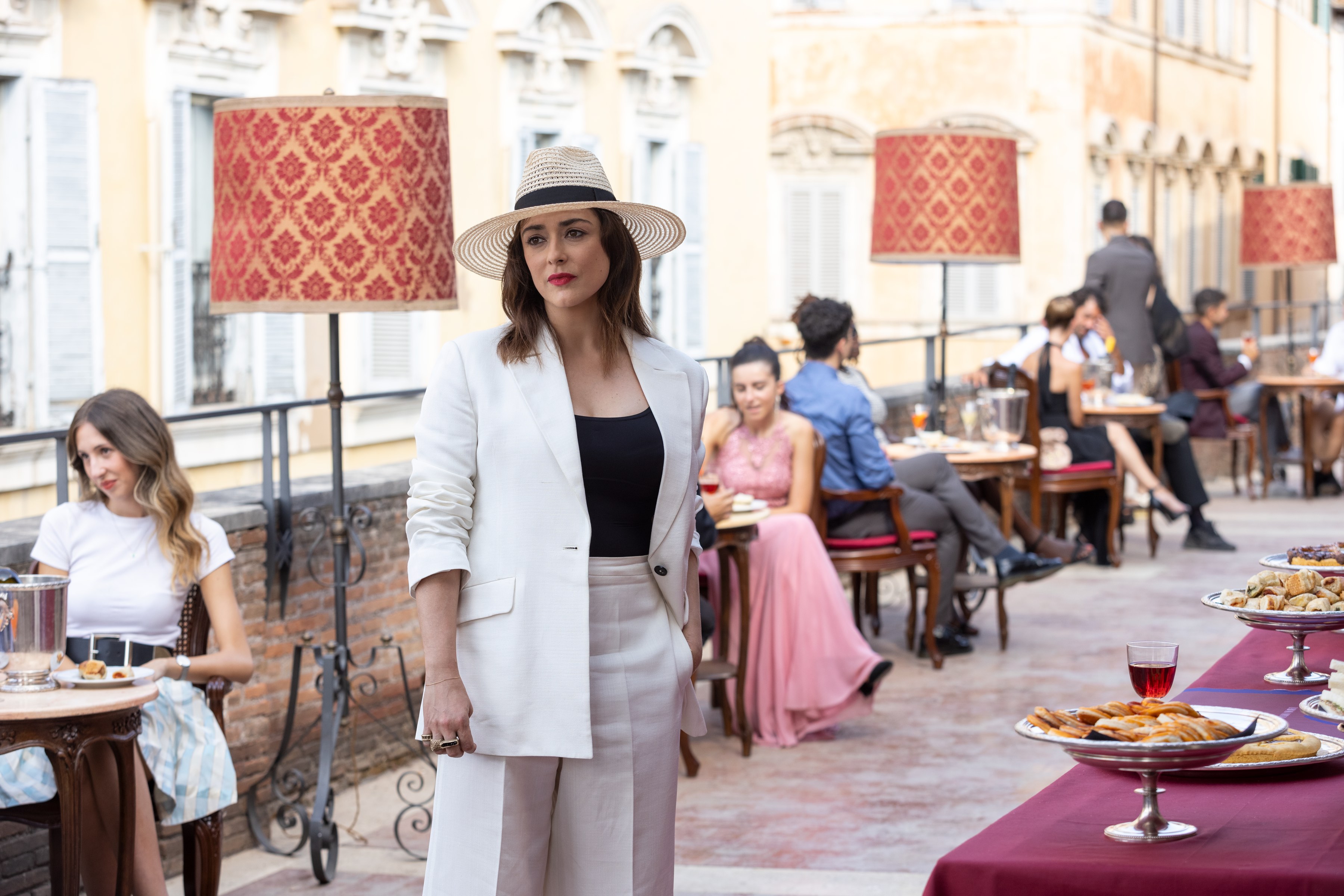 Love & Gelato Cast on Netflix - Valentina Lodovini as Francesca