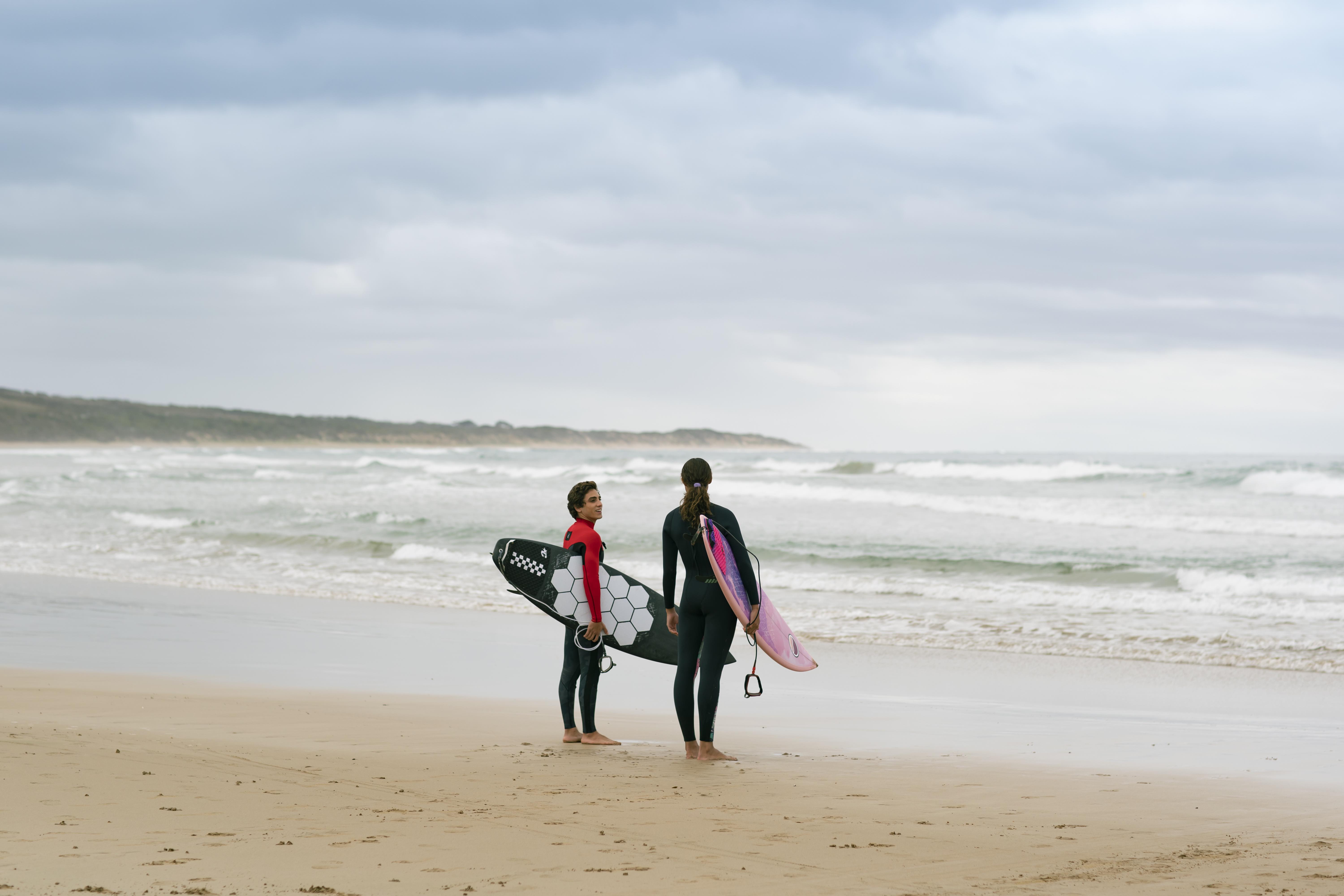 Surviving Summer Soundtrack on Netflix - Every Song in Season 1, Episode 3