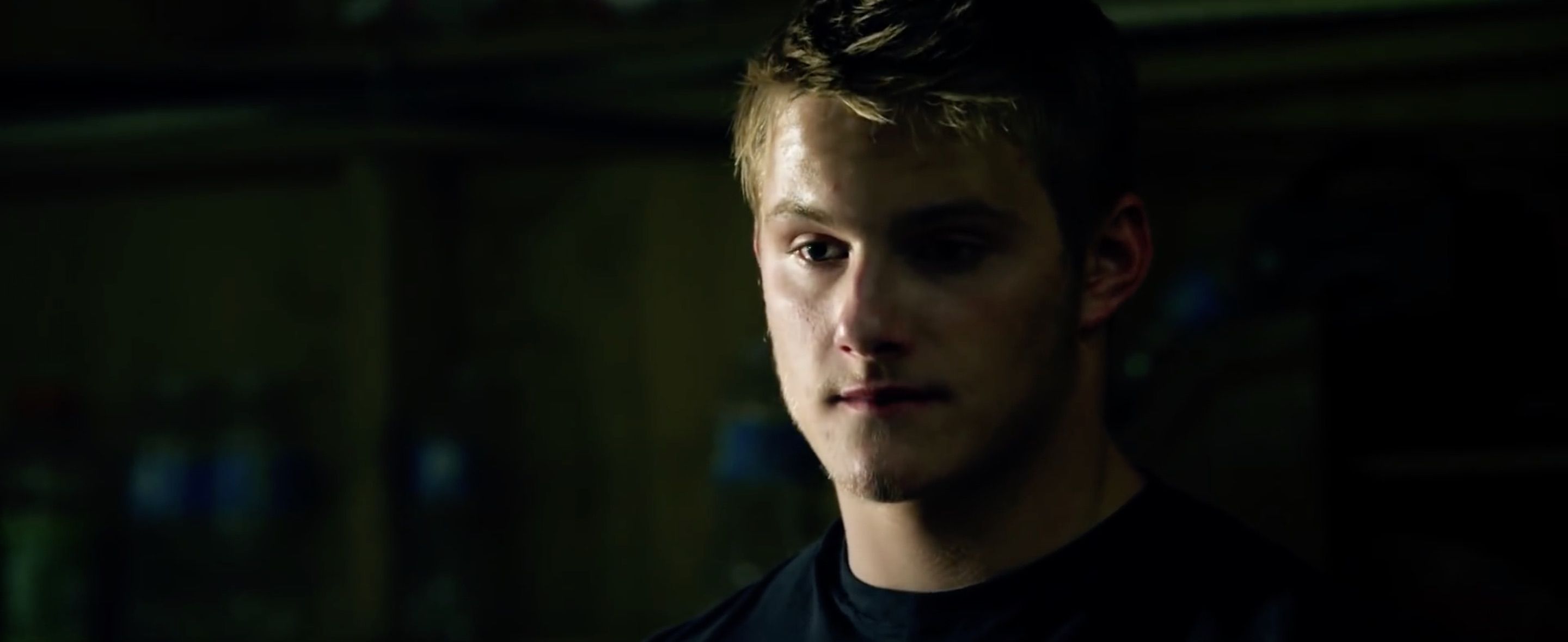 Lone Survivor Cast - Alexander Ludwig as Shane Patton