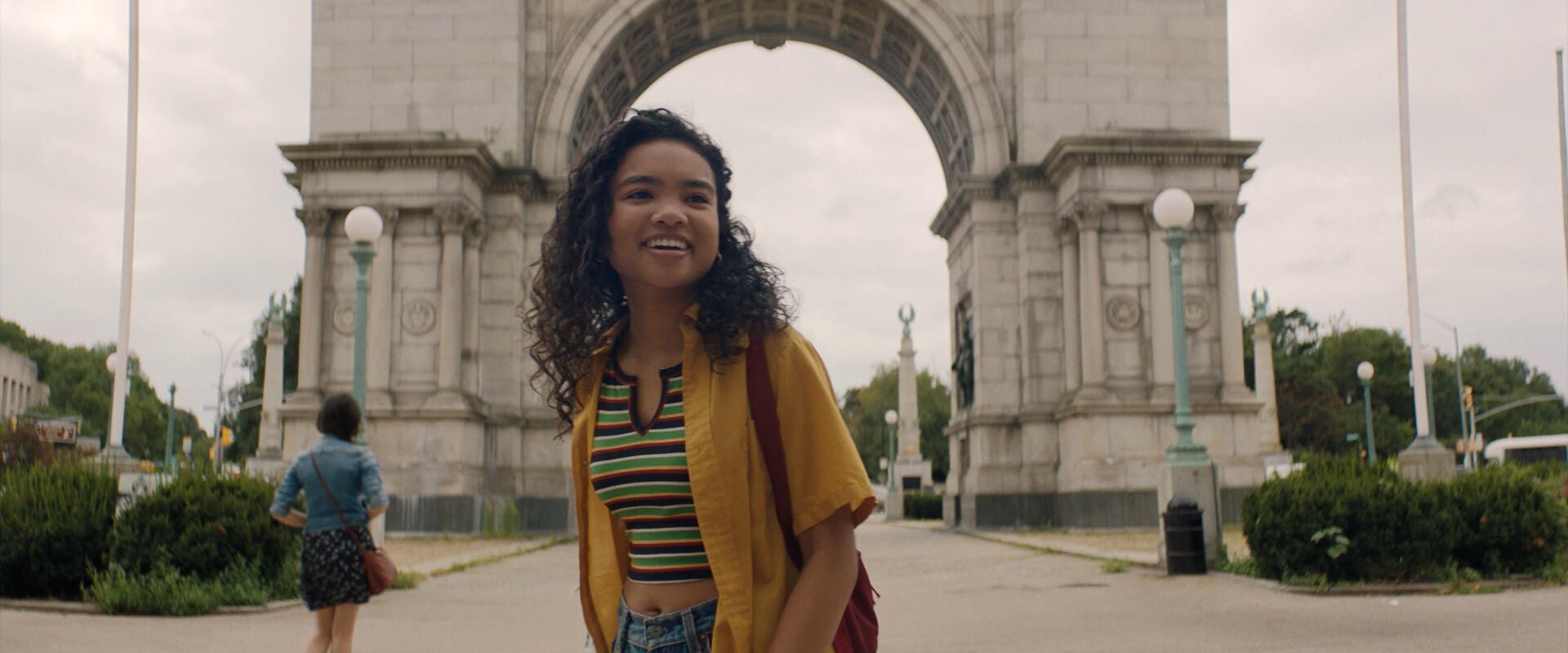 Not Okay Cast on Hulu - Mia Isaac as Rowan