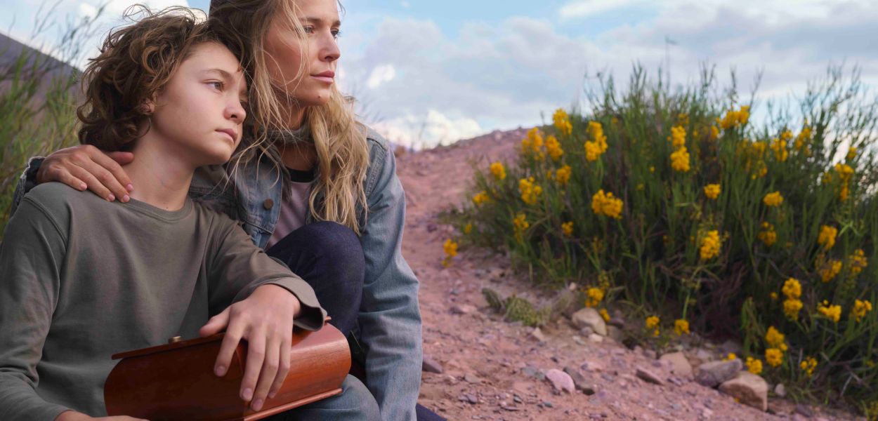 Recurrence Cast - Every Main Performer and Character in the 2022 Netflix Movie