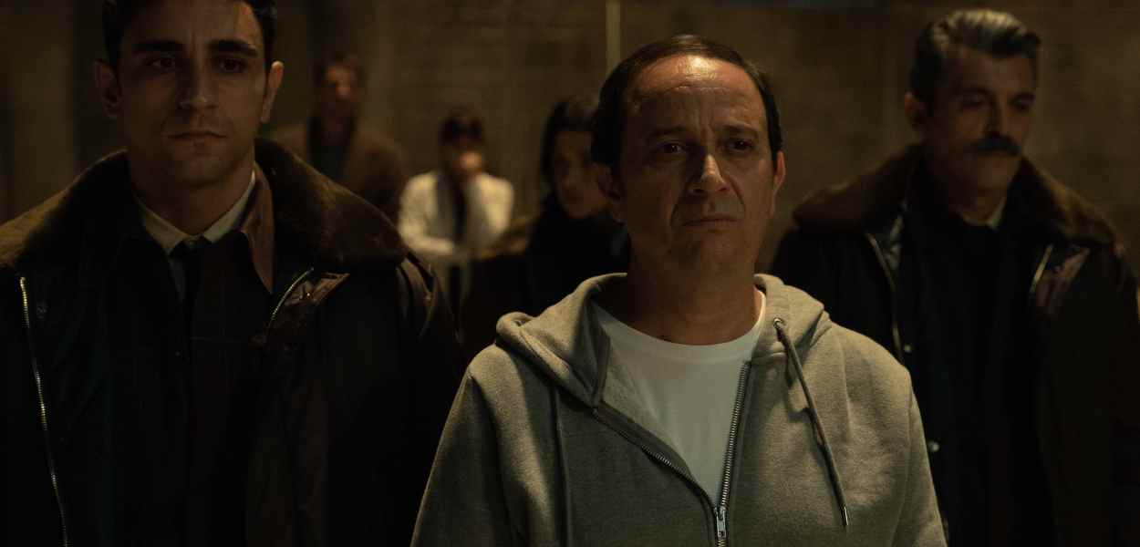 The Longest Night Soundtrack - Every Song in the Netflix Series