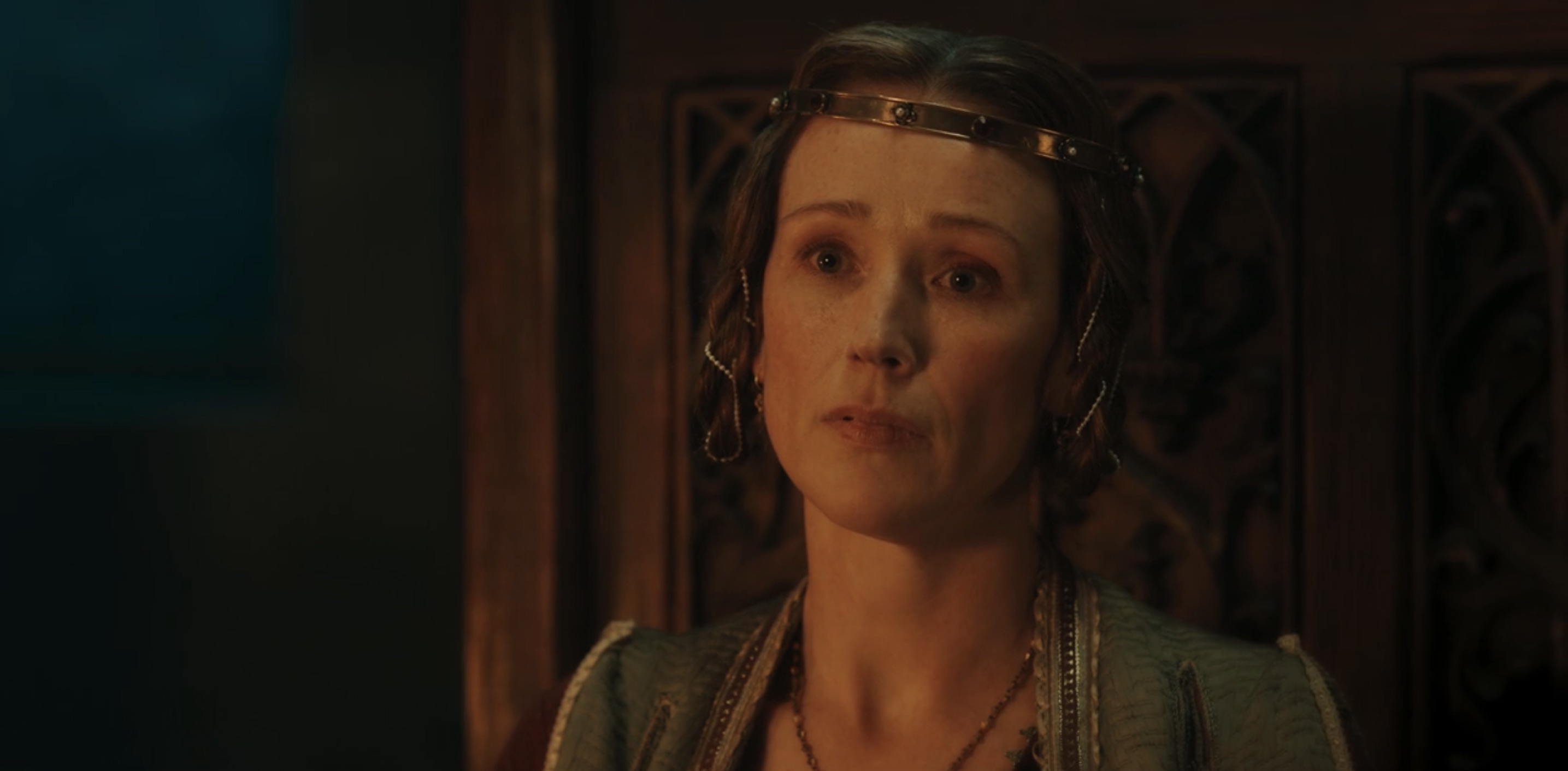 The Princess Cast on Hulu - Alex Reid as The Queen