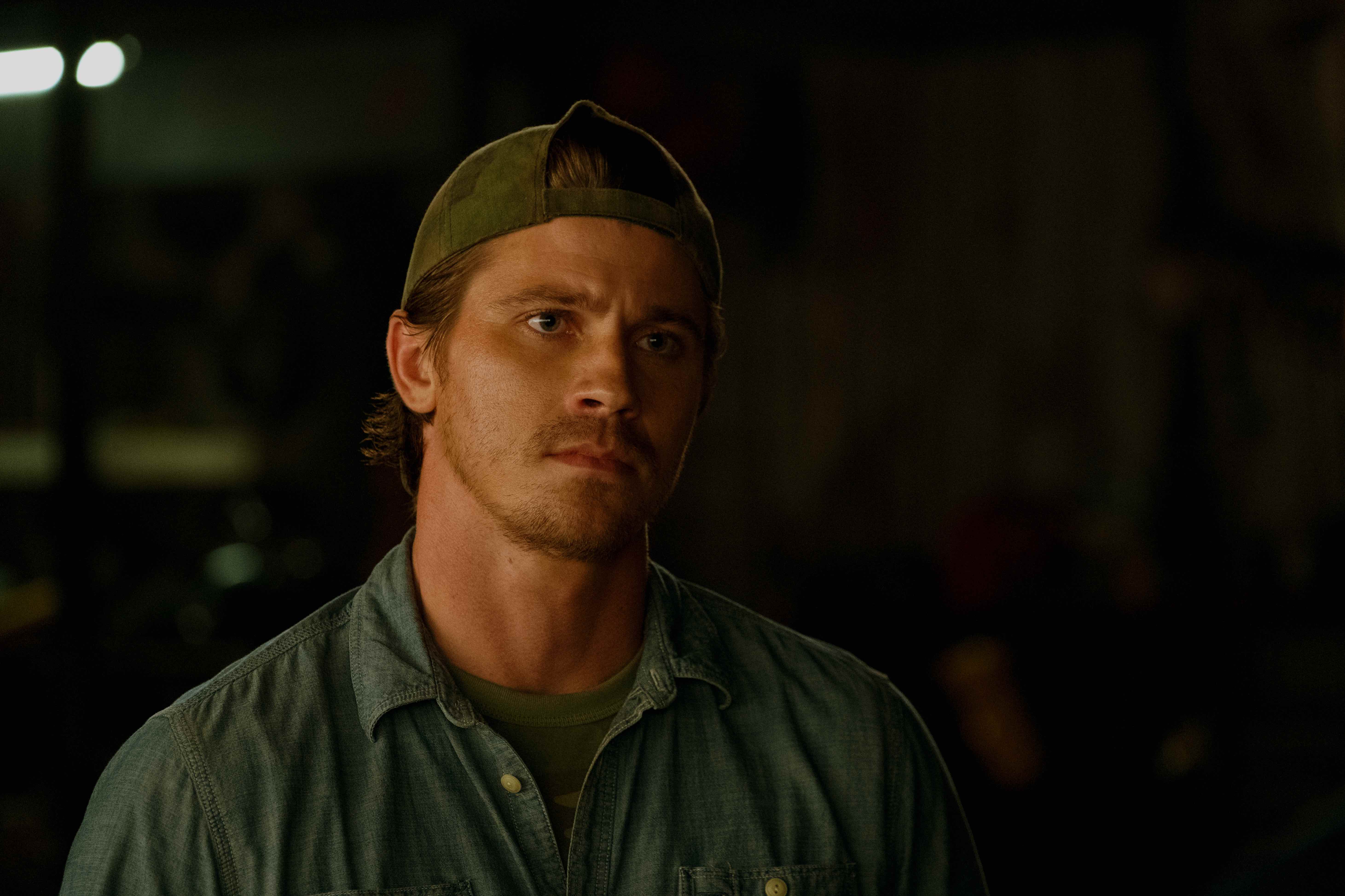 Triple Frontier Cast on Netflix - Garrett Hedlund as Ben "Benny" Miller