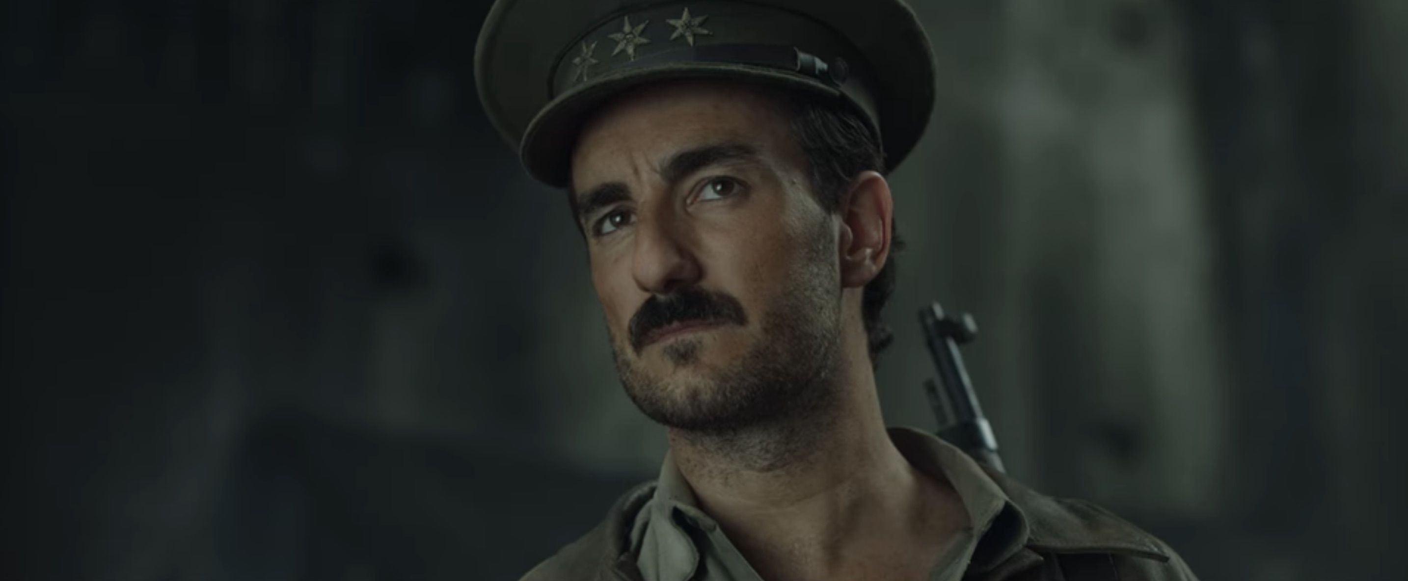 Valley of the Dead Cast on Netflix - Miki Esparbé as Jan