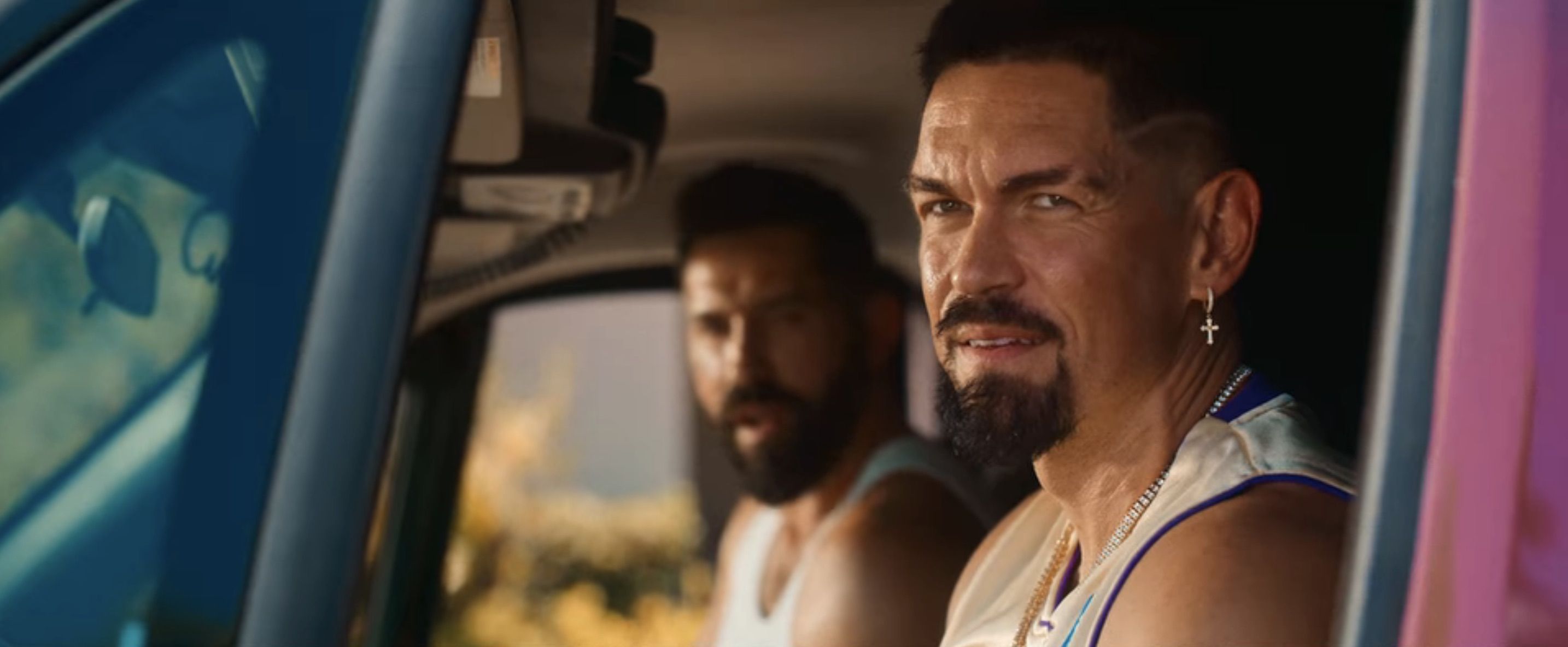 Day Shift Cast on Netflix - Steve Howey as Mike Nazarian