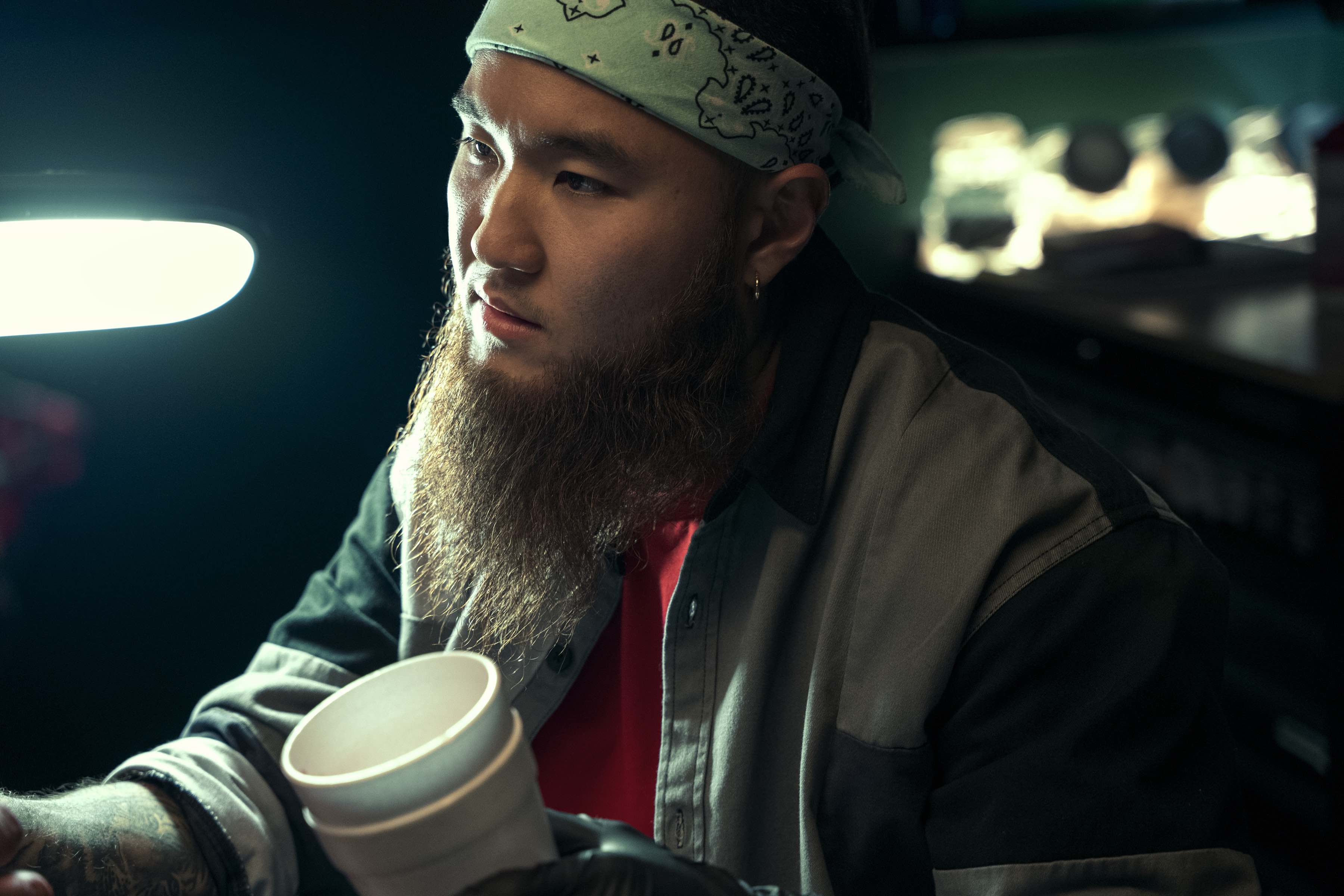 Mo Cast on Netflix - Michael Y. Kim as Chien