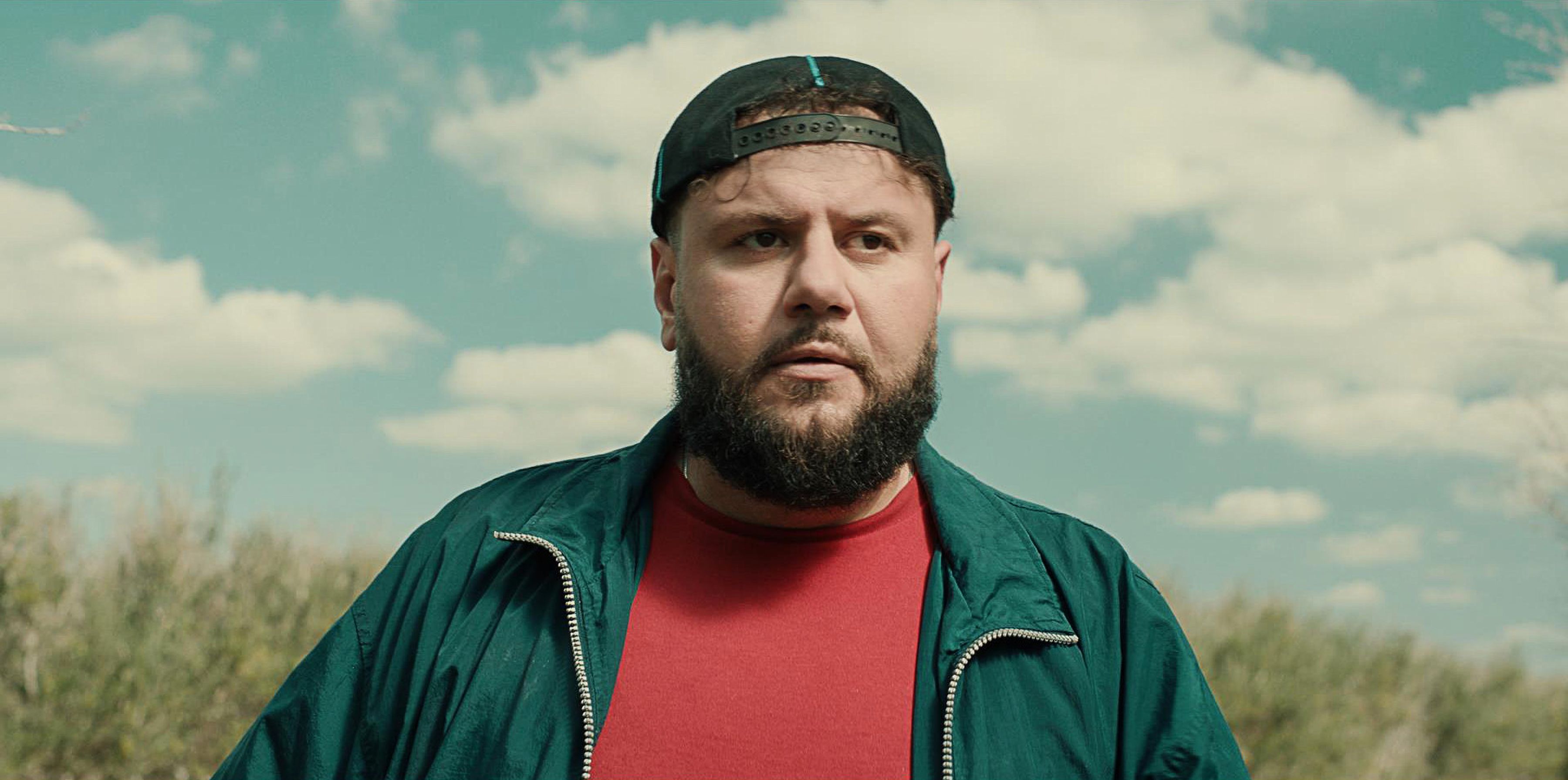 Mo Cast on Netflix - Mohammed Amer as Mo Najjar